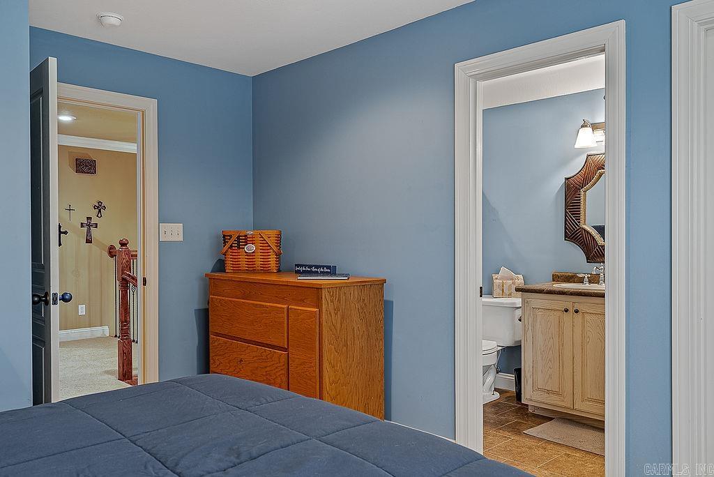 Lake Crest - Residential