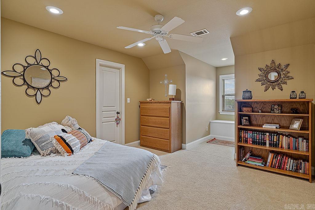 Lake Crest - Residential