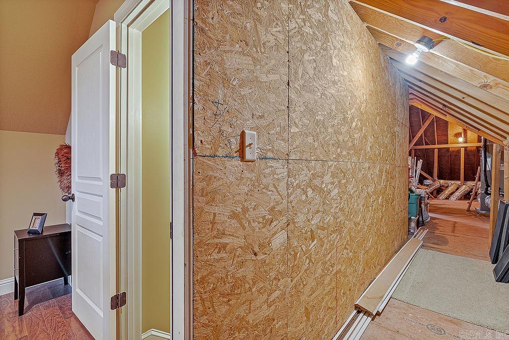 Lake Crest - Residential