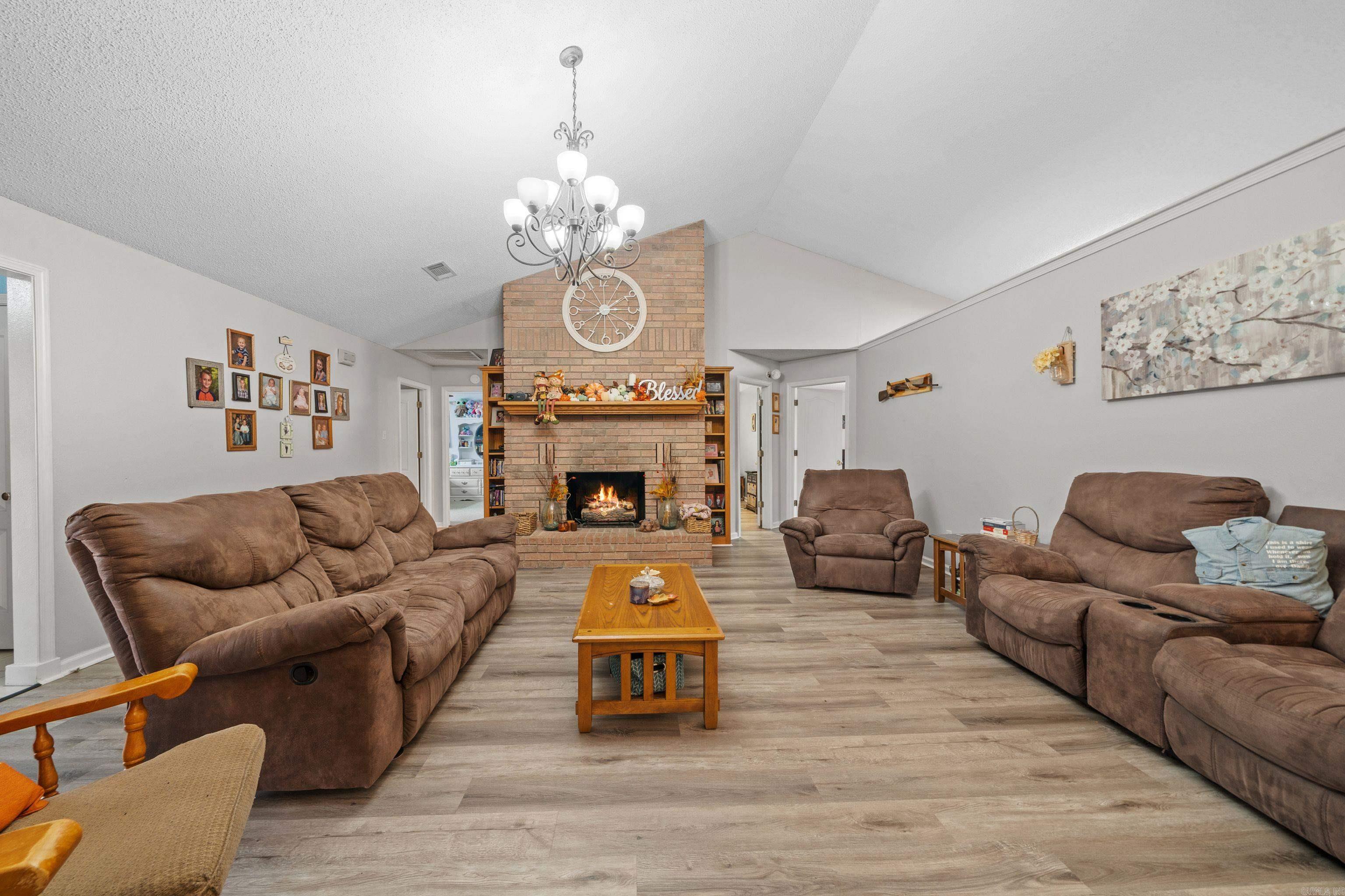 DEER VALLEY - Residential