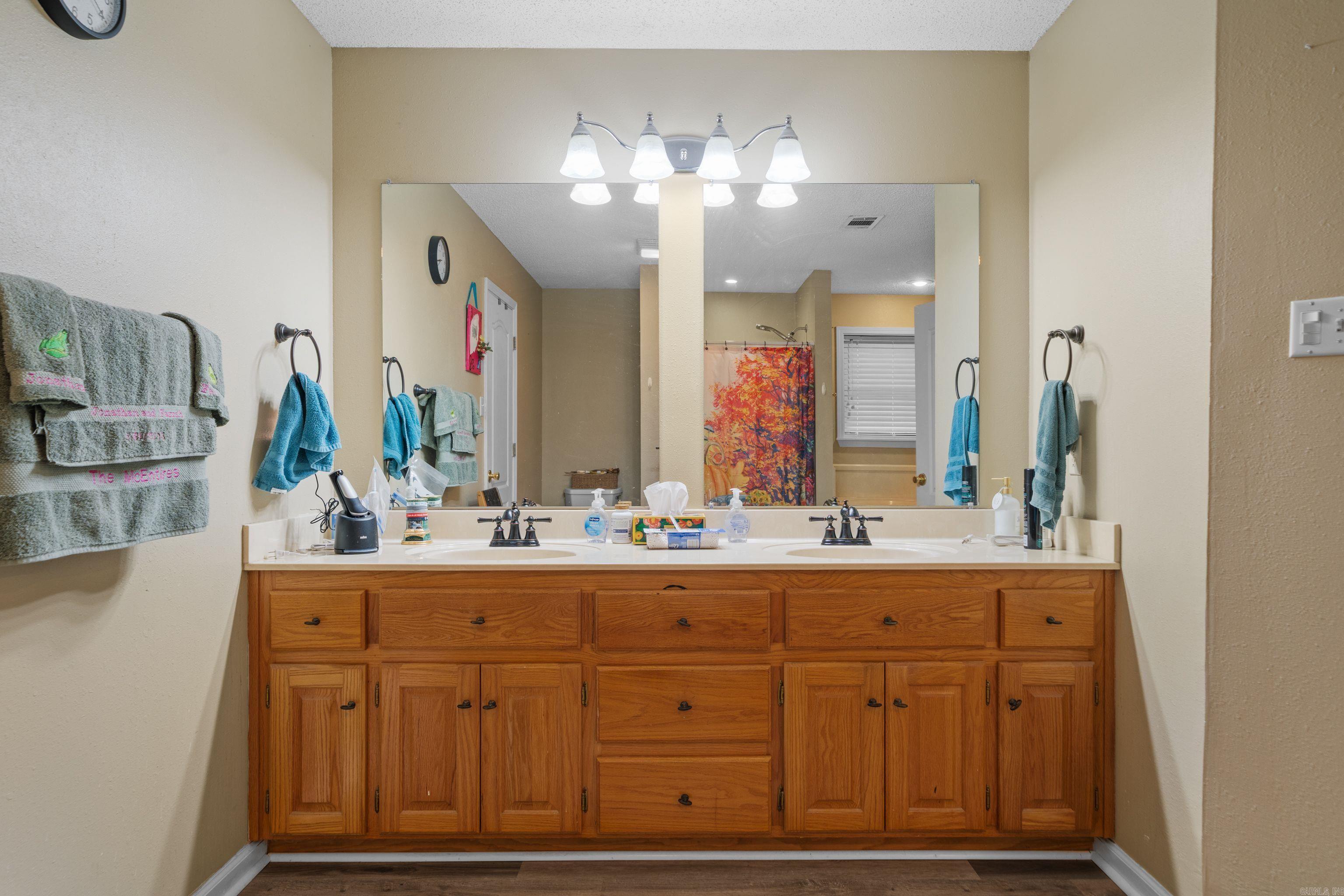 DEER VALLEY - Residential