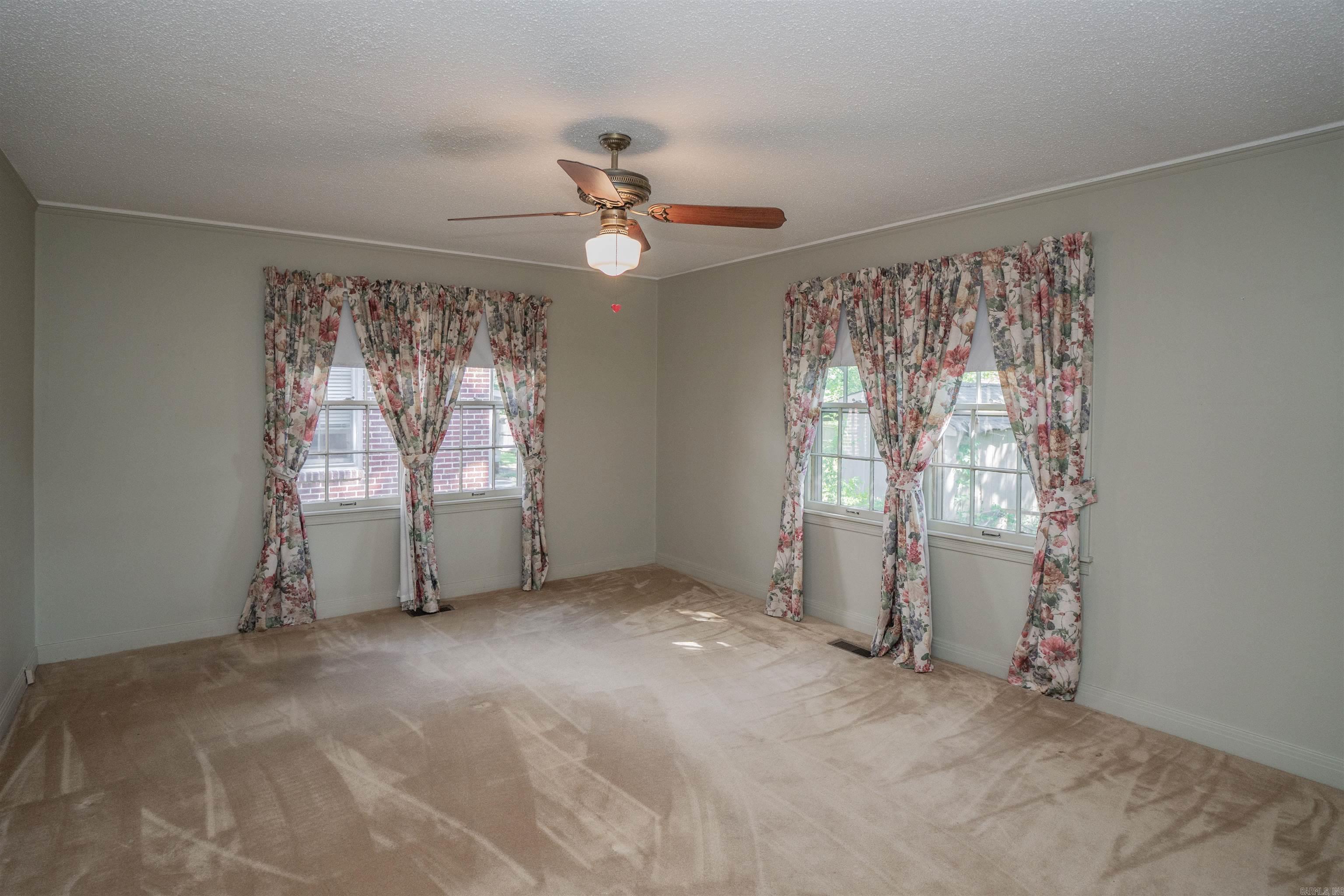 PARK HILL - Residential