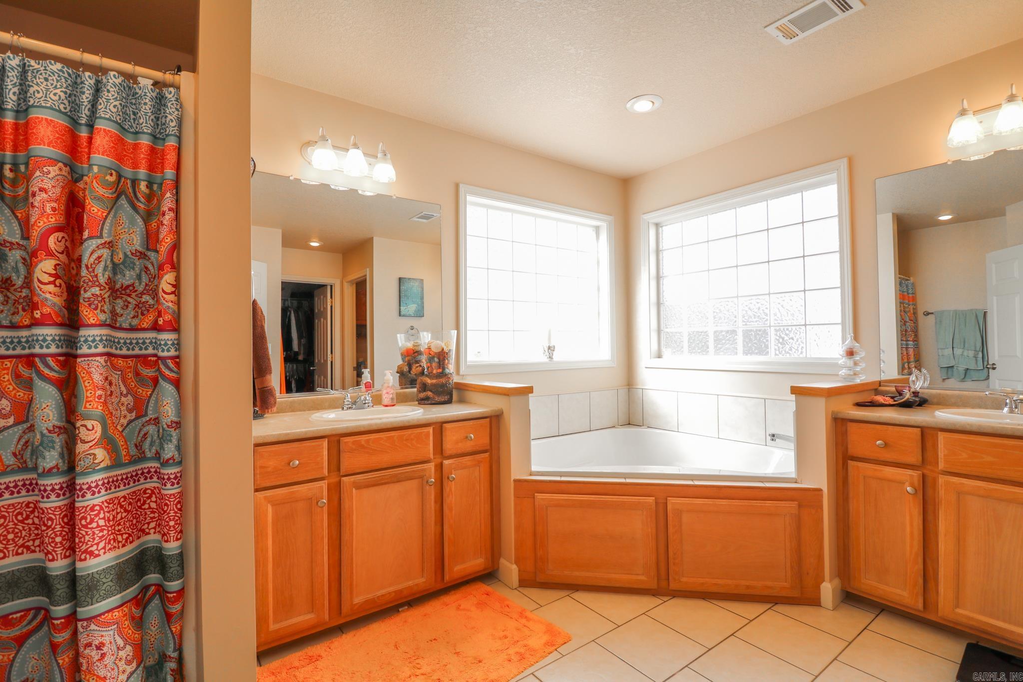 THE PADDOCK - Residential