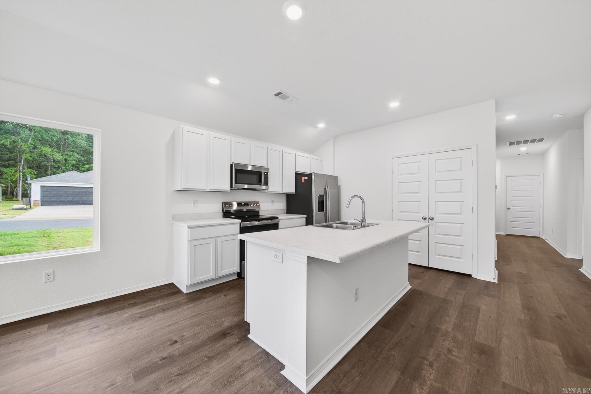 STAGECOACH MEADOWS - Residential Lease