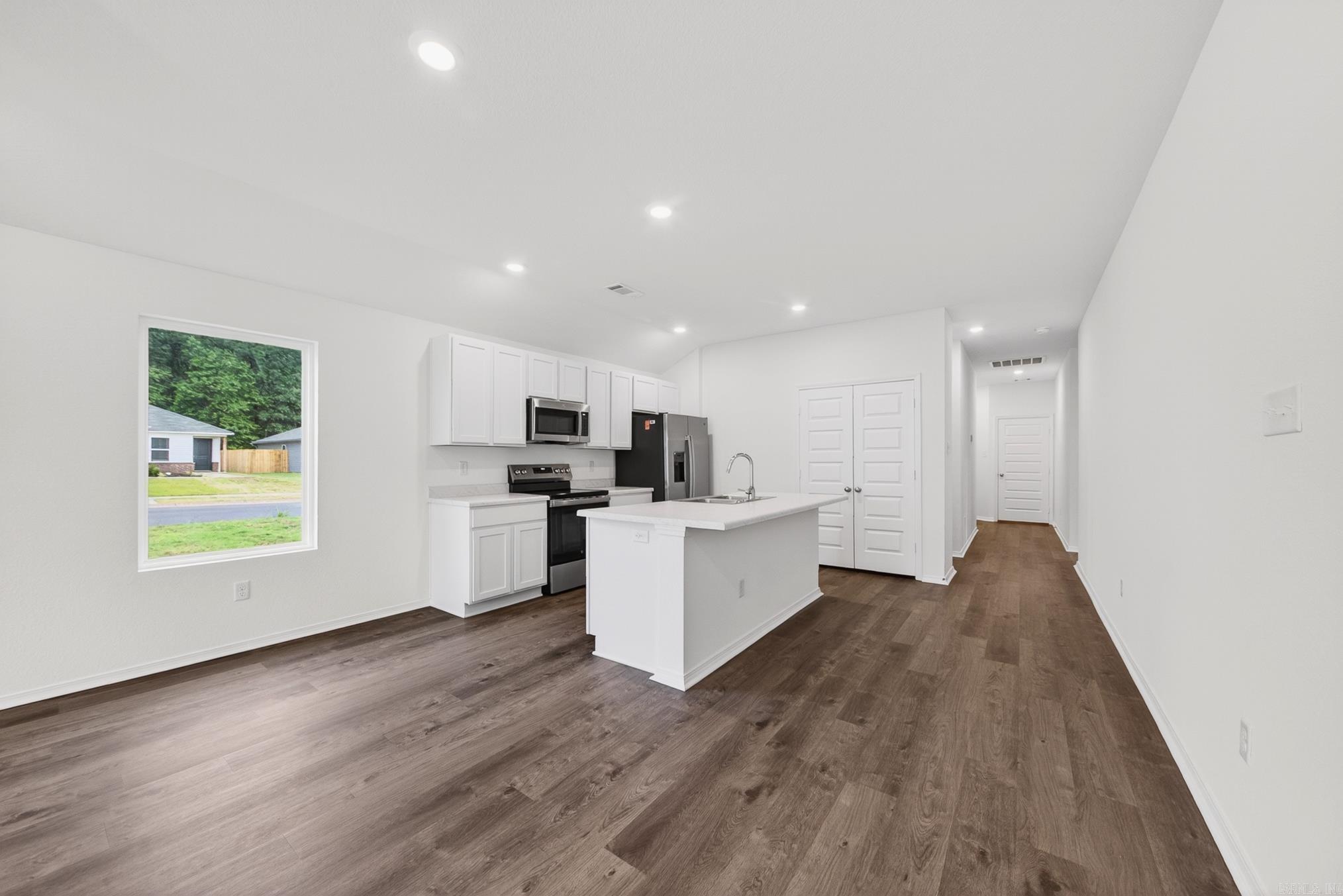 STAGECOACH MEADOWS - Residential Lease