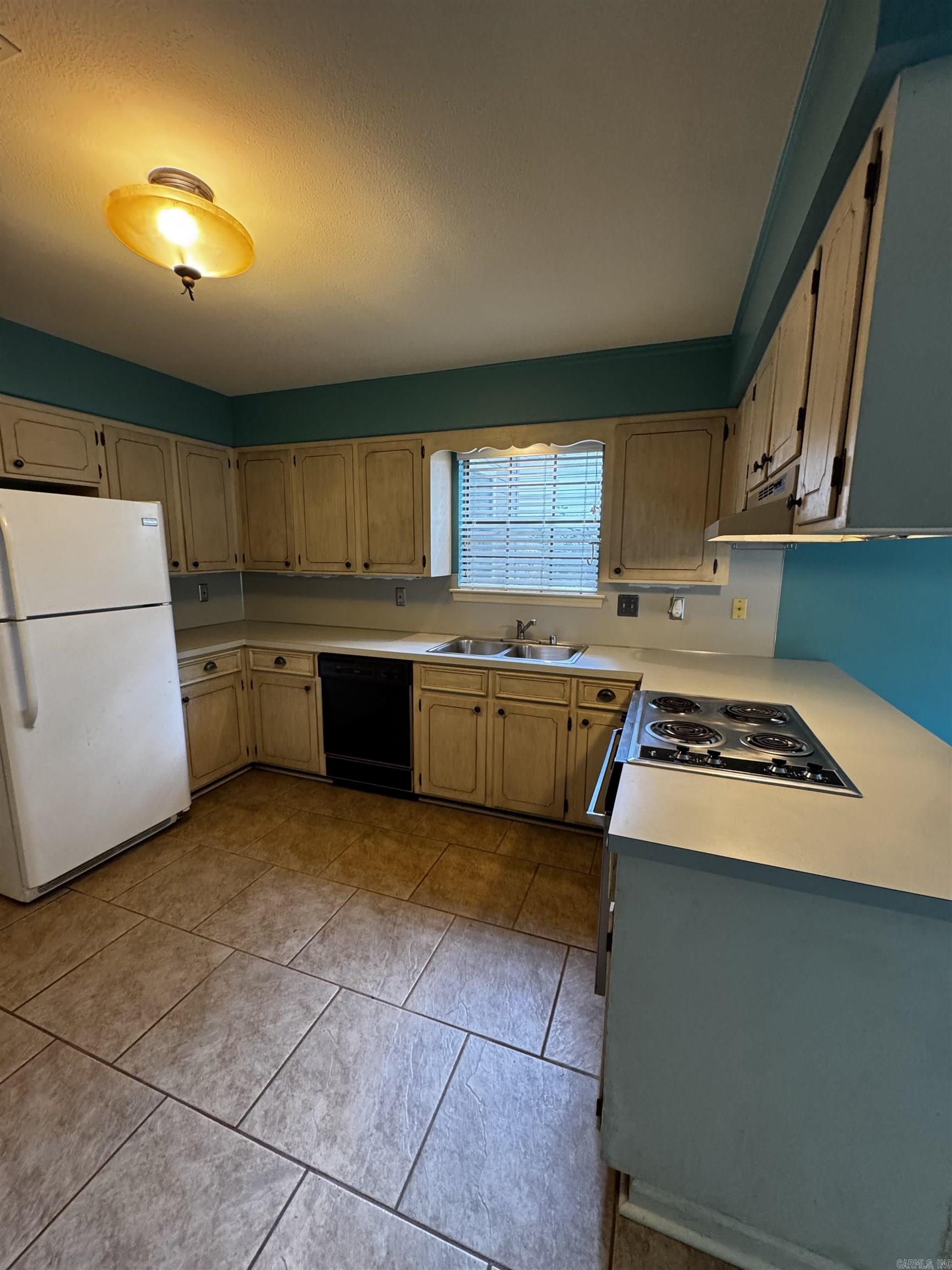 CEDAR RIDGE - Residential