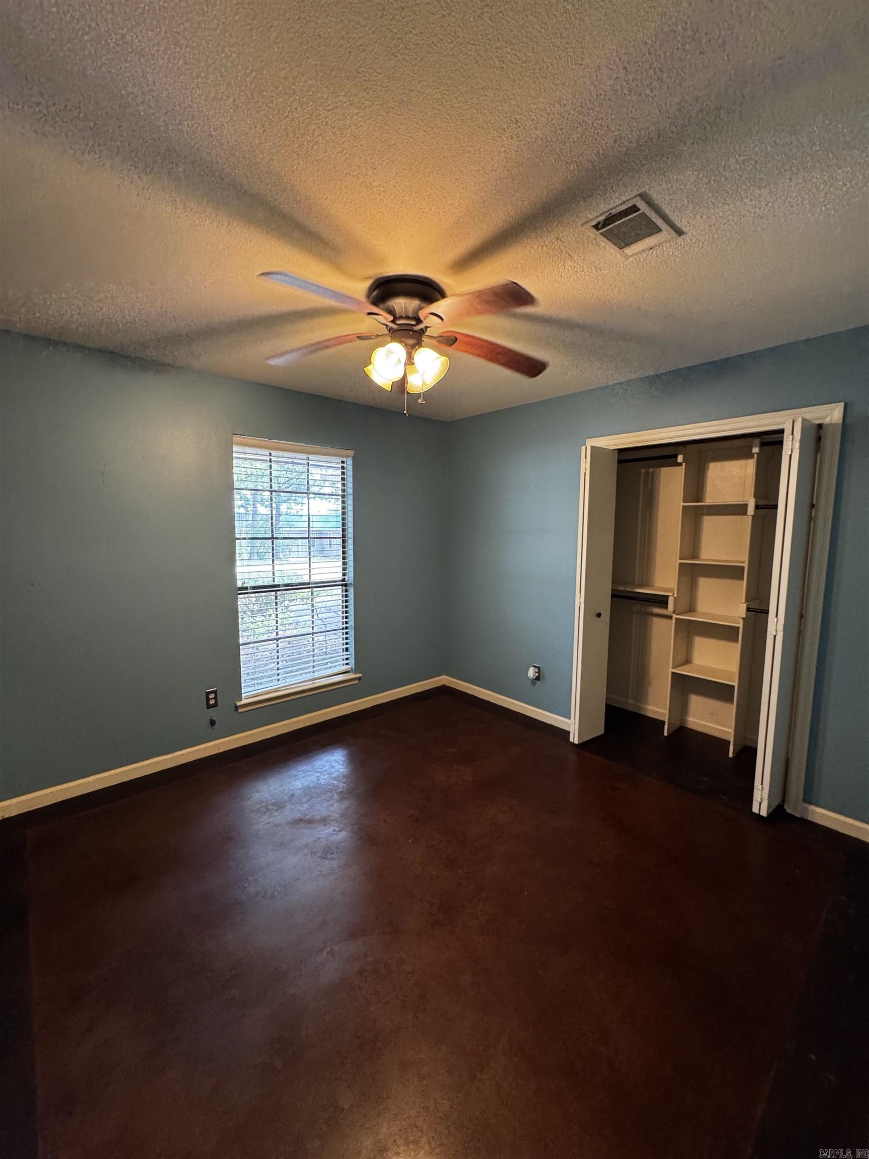 CEDAR RIDGE - Residential