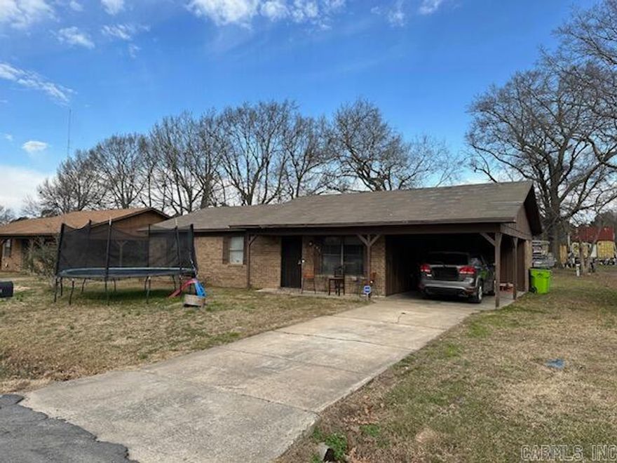 Great investment property ~ Tenant occupied ~ by appointment only  ****AGENTS SEE REMARKS****