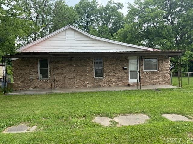 Downsizing or a starter home would be perfect for this Property. It has been freshly painted and new carpet. Fenced back yard and brick exterior.