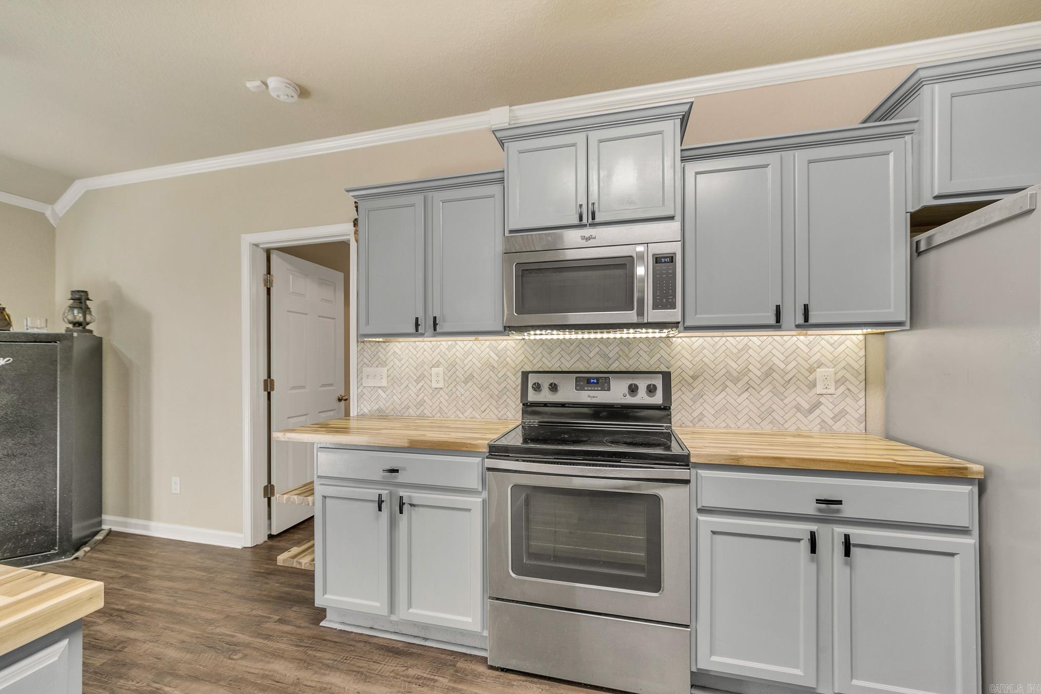 SOUTHERN COMFORT ESTATES - Residential