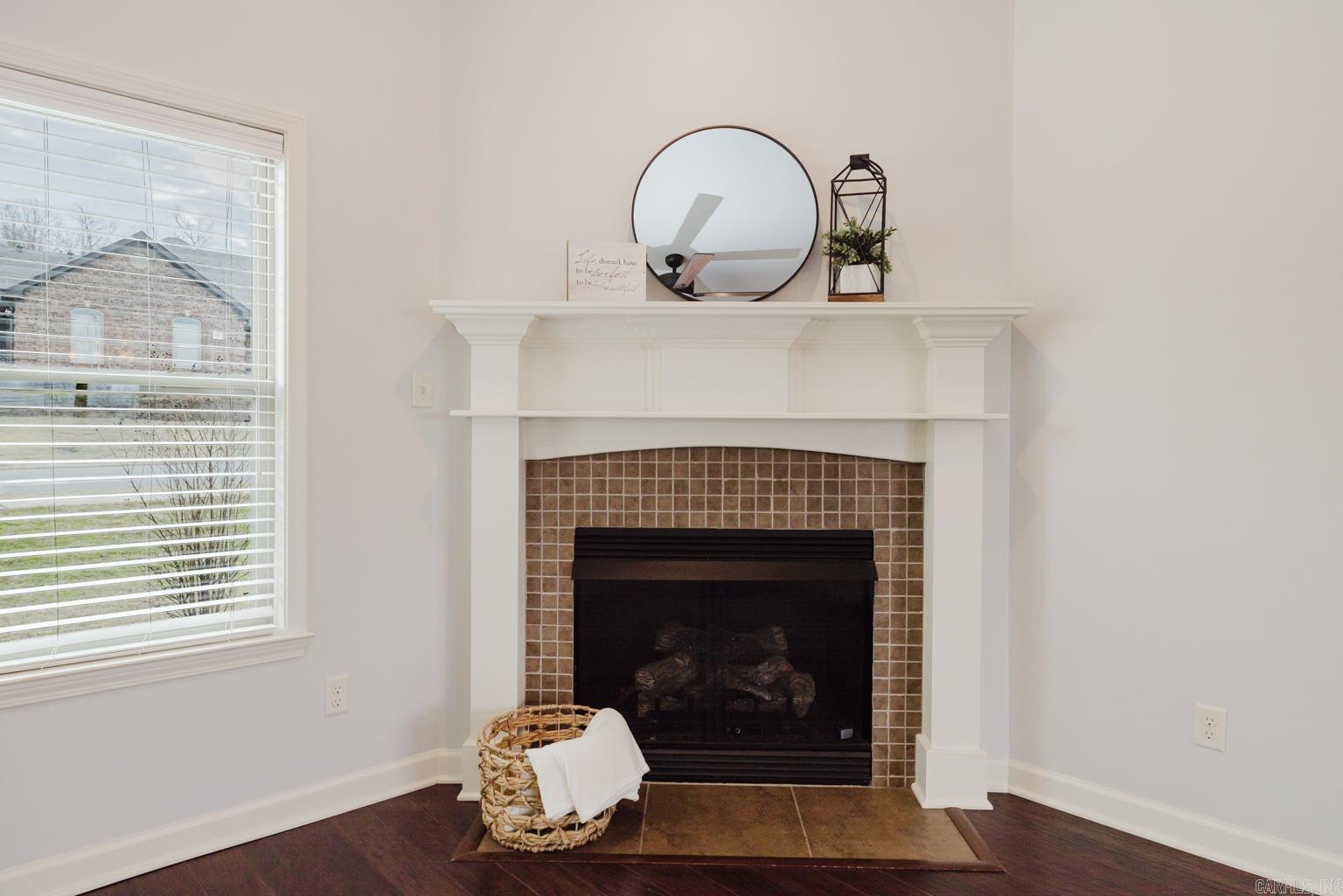 COLDWATER CREEK - Residential