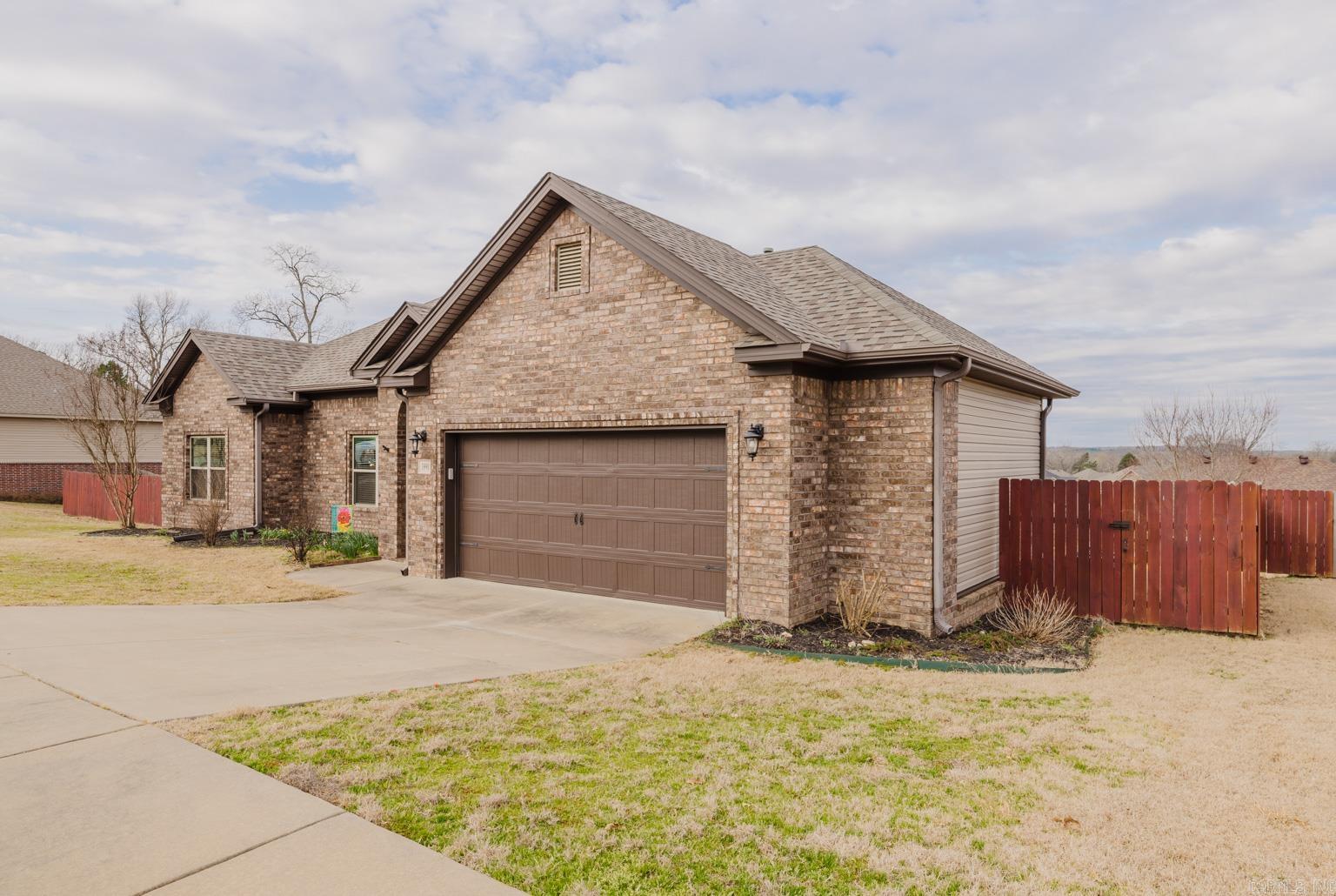 COLDWATER CREEK - Residential