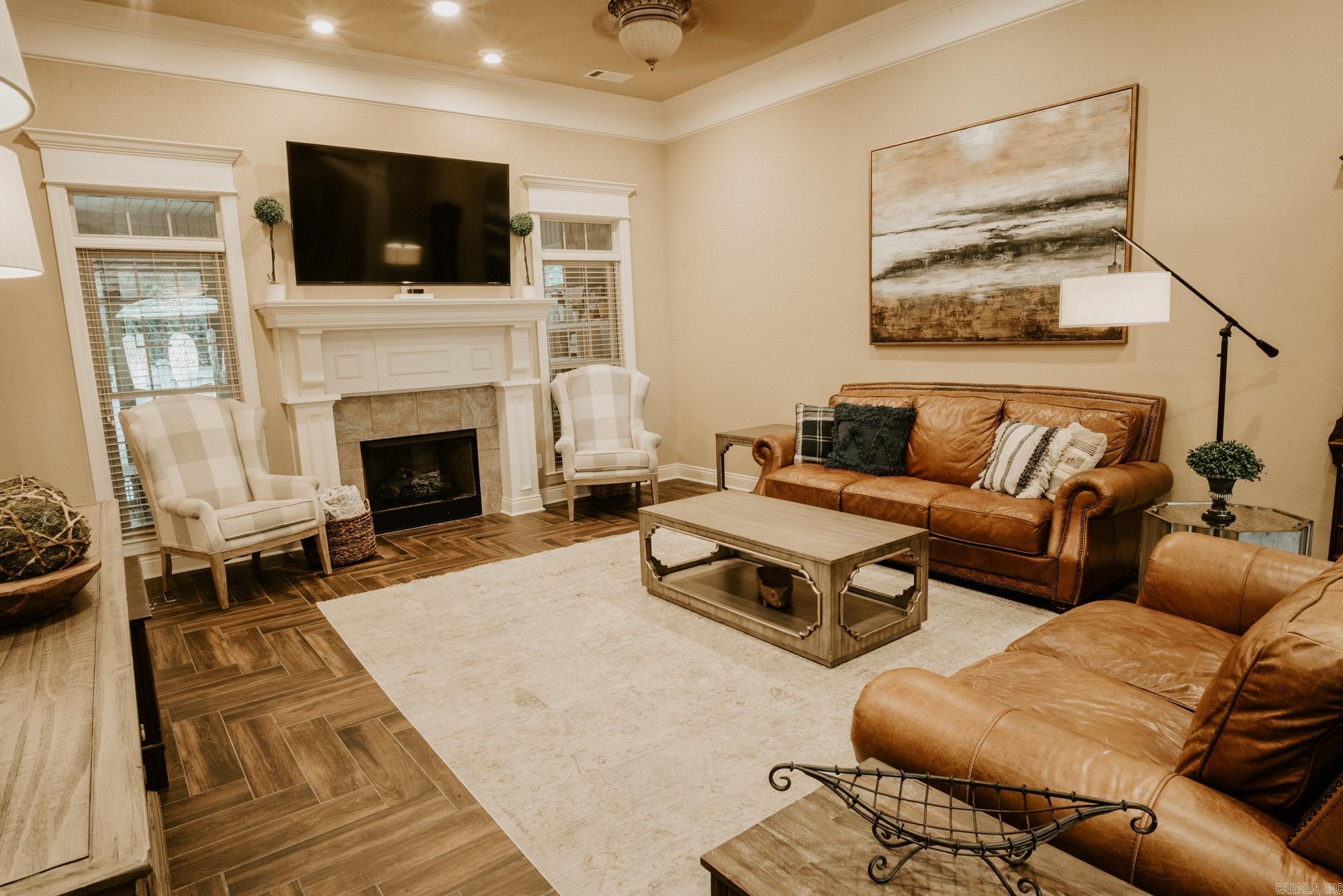 Longhills Village - Residential