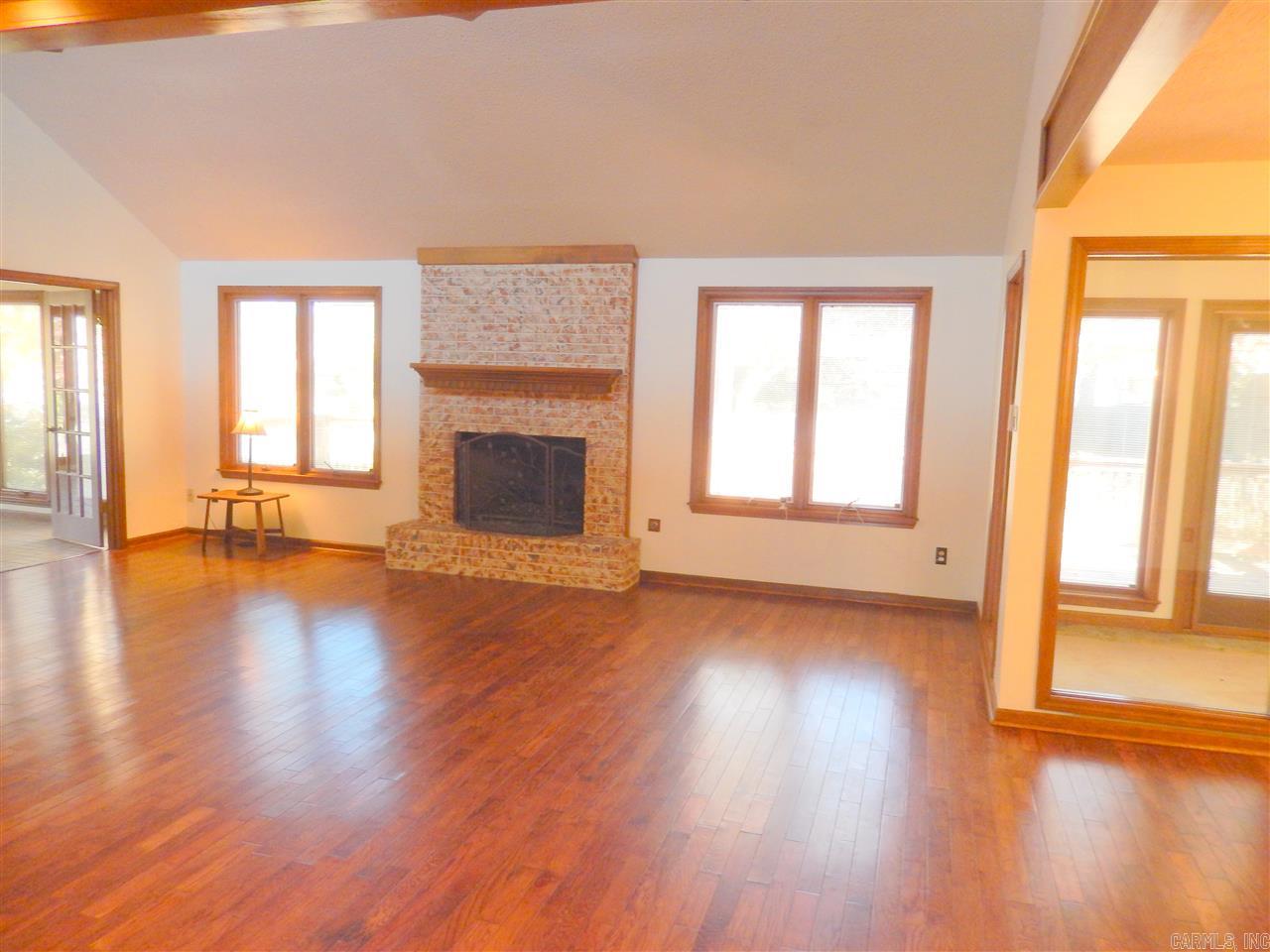 RIVERLAND - Residential