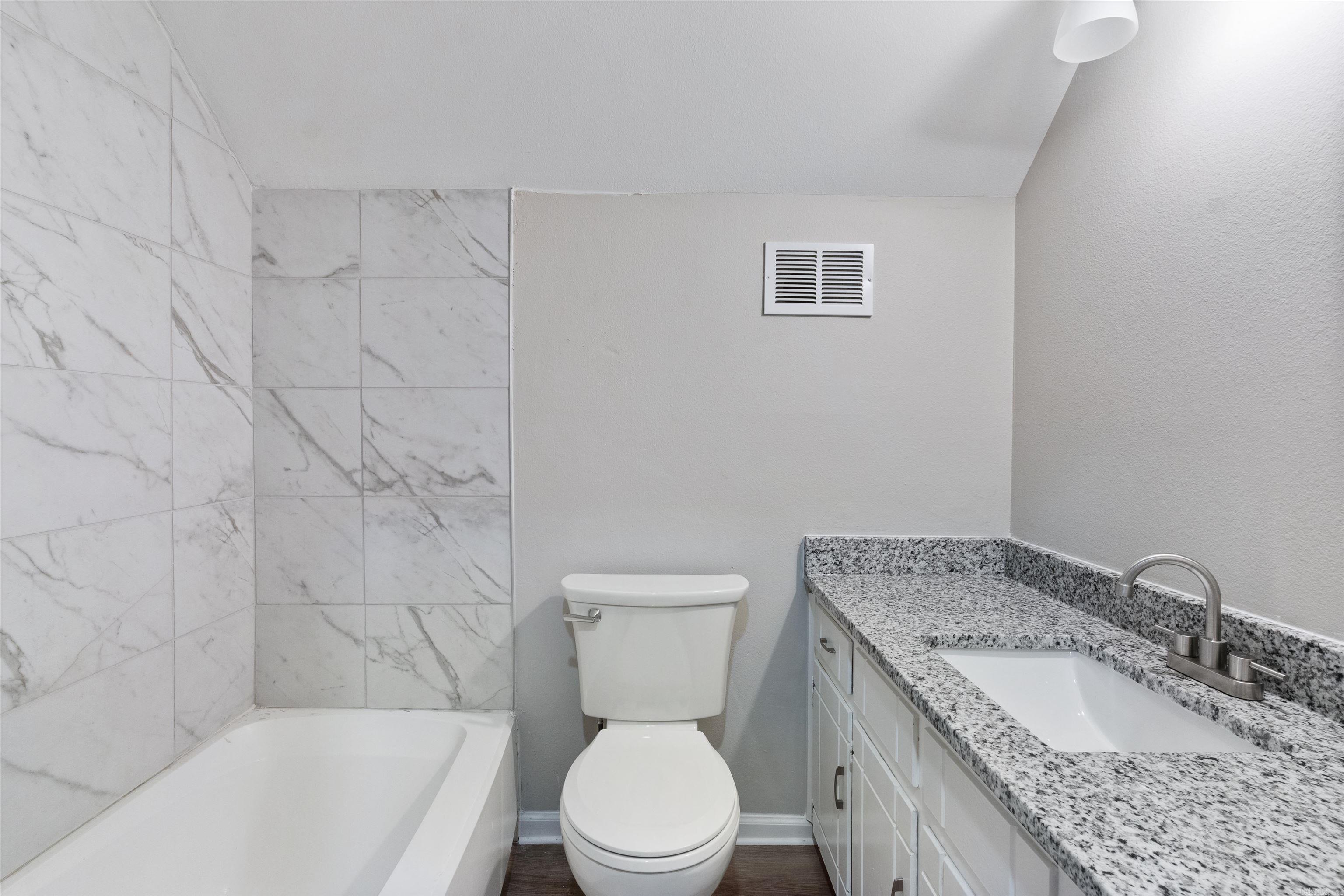 BELLAIRE - Residential