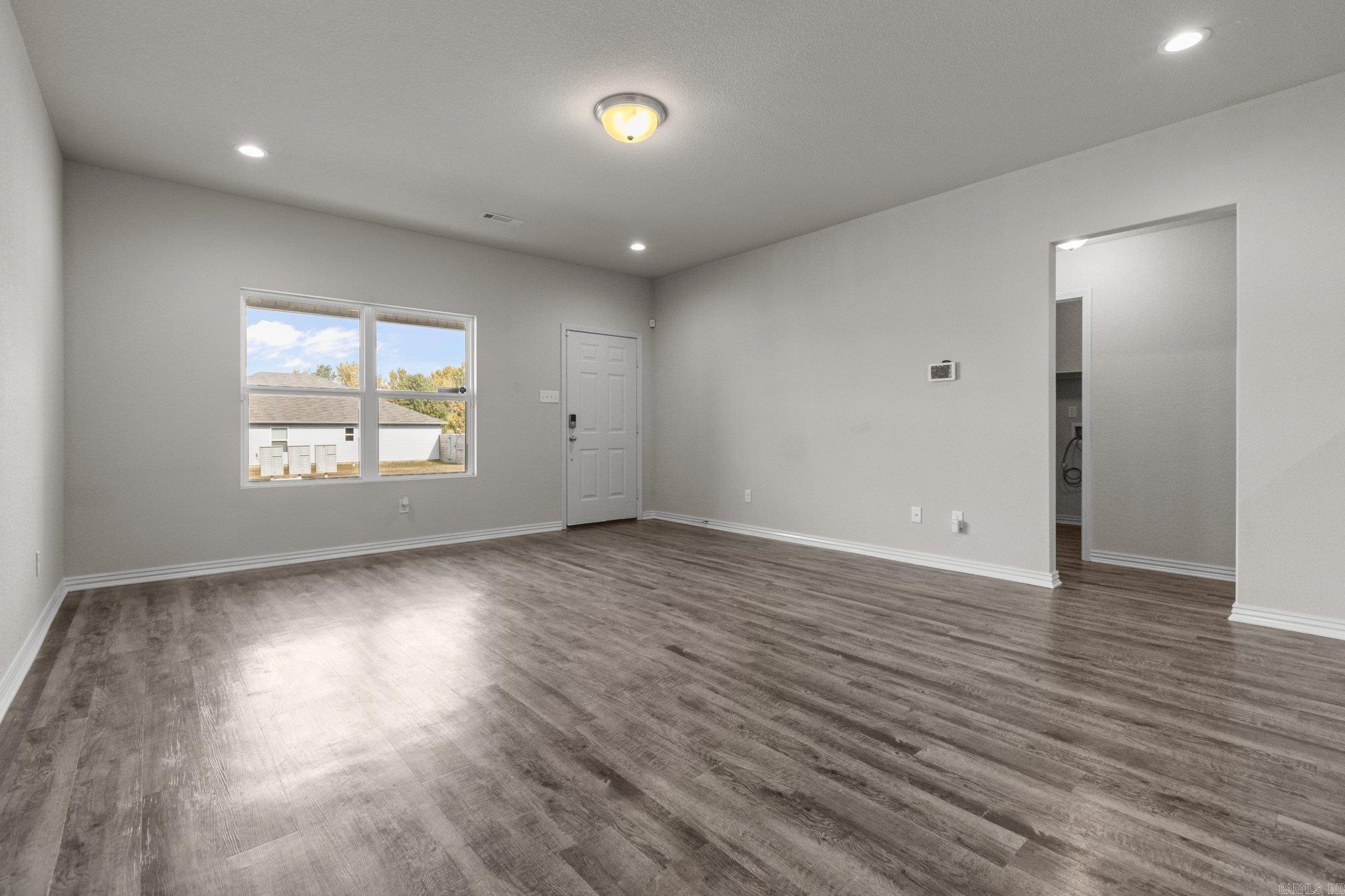 Ivanton - Residential