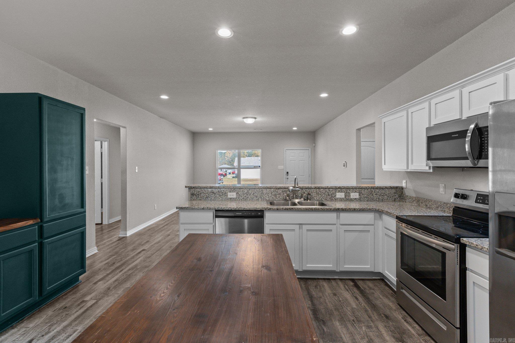 Ivanton - Residential