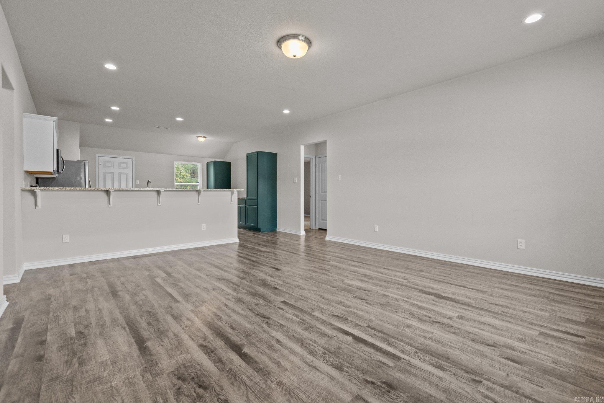 Ivanton - Residential