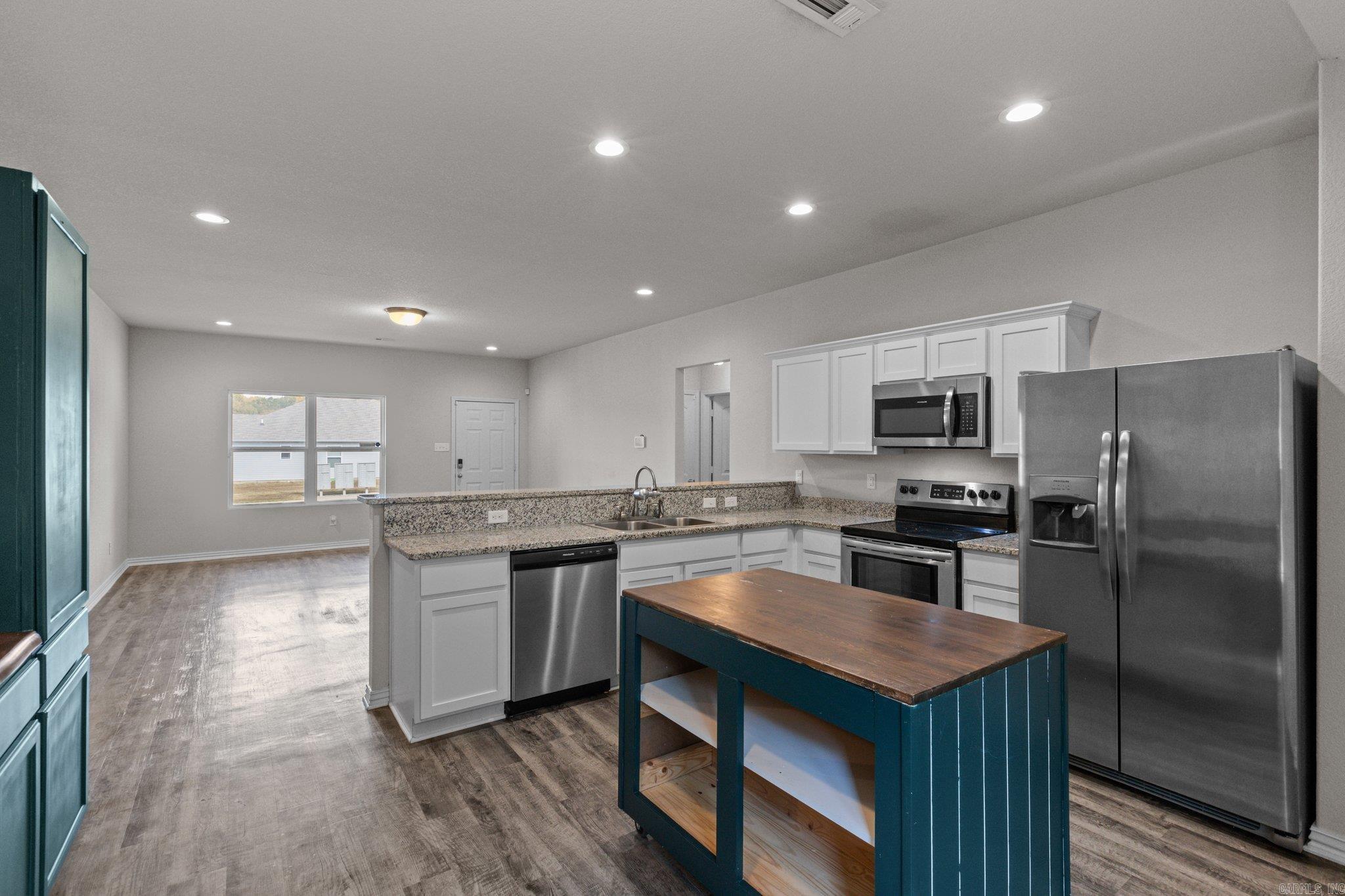 Ivanton - Residential
