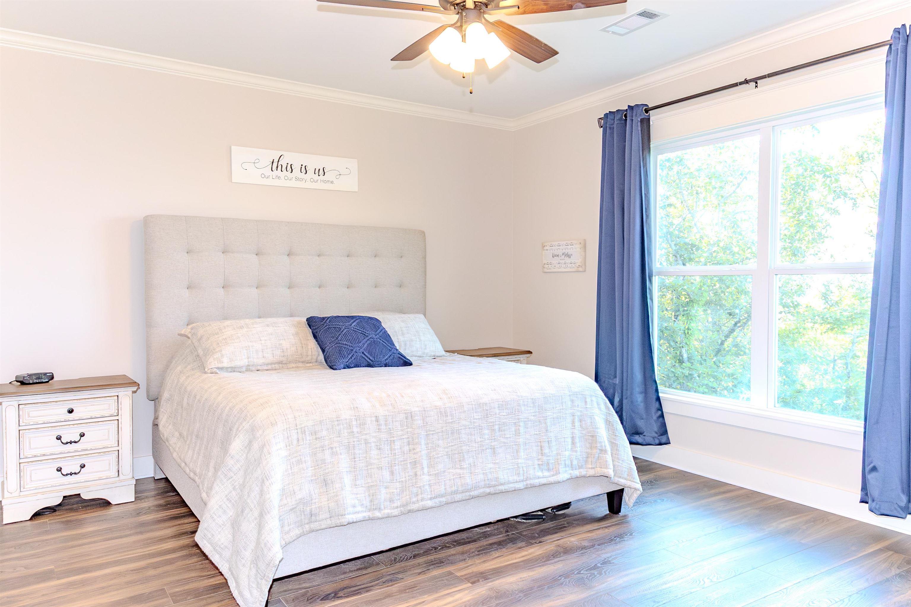 PINE VALLEY - Residential