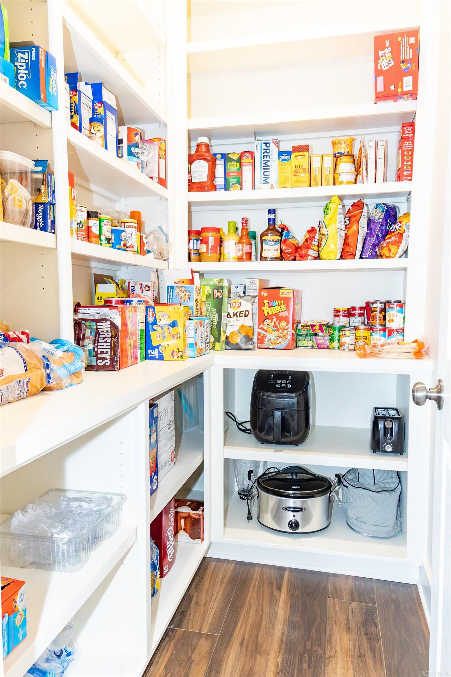 PINE VALLEY - Residential