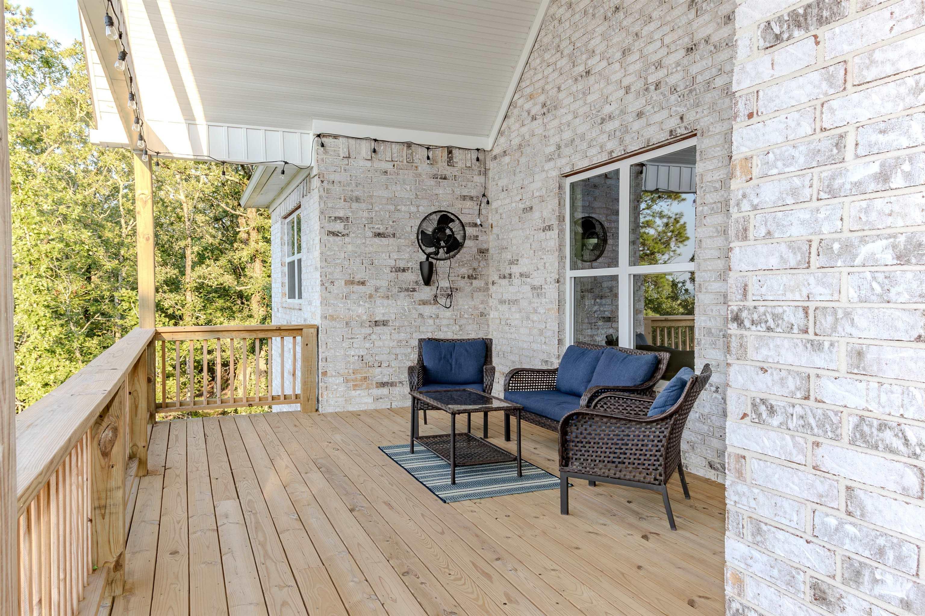 PINE VALLEY - Residential