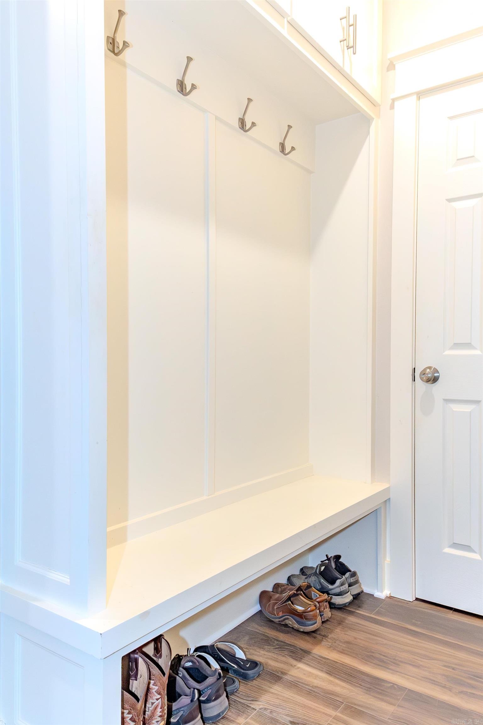 PINE VALLEY - Residential