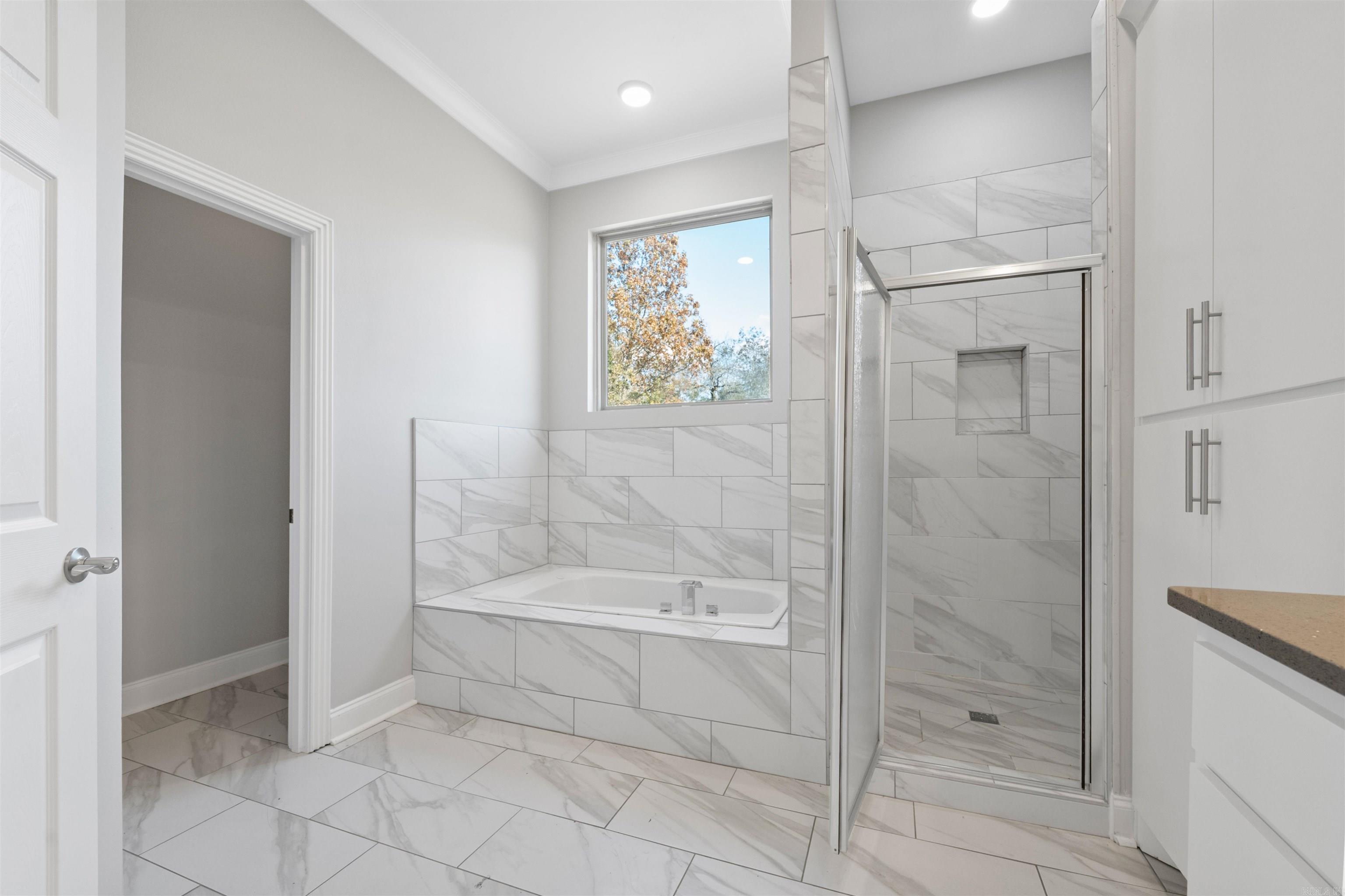 NORTH SHORE @ HURRICANE LAKE EST - Residential