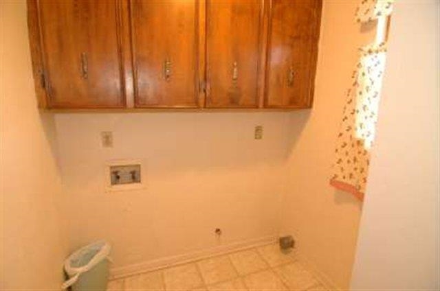 Marlowe Manor - Residential