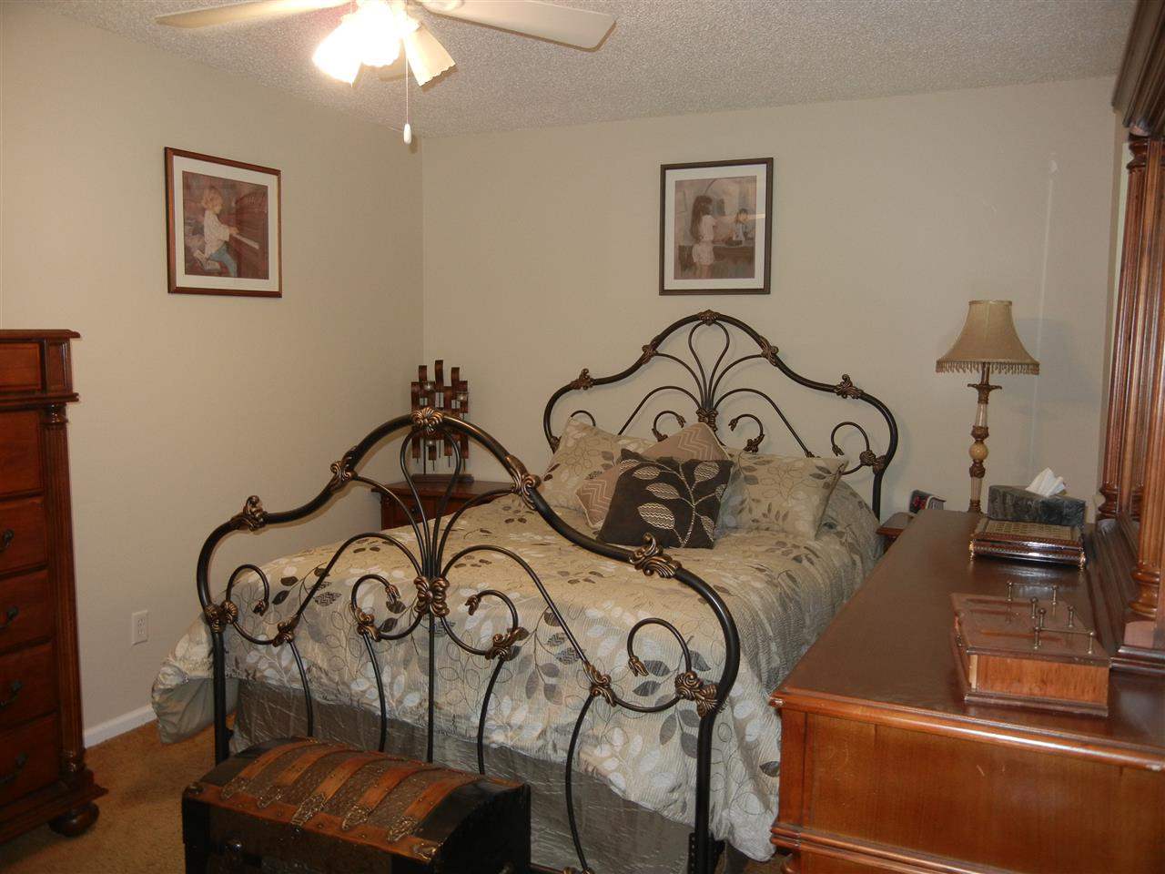 Marlowe Manor - Residential