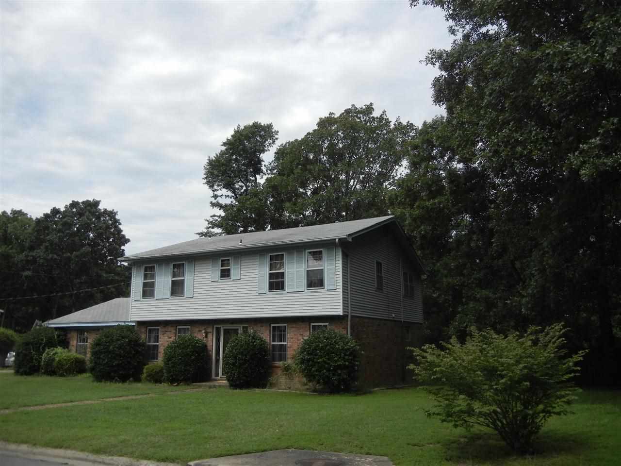 Marlowe Manor - Residential