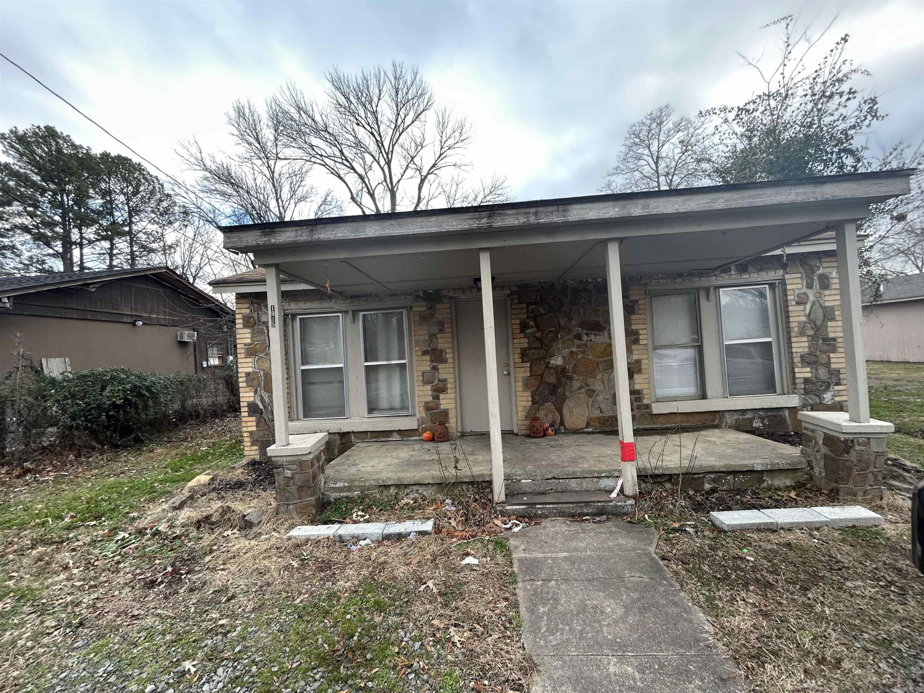 Great location!!! Very close to UCA!!! Perfect rental! House needs TLC floors are wavy! Selling as is! Do not disturb tenant! Call today for a showing!!!!