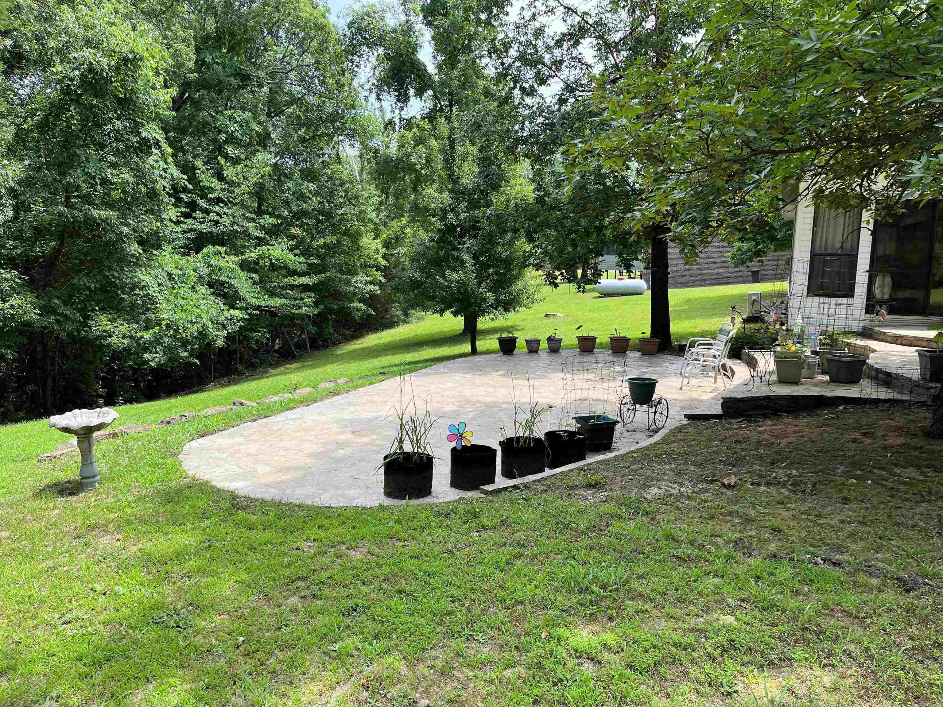 HERITAGE OAKS - Residential