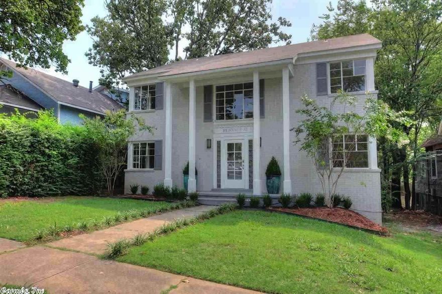 Great apartment- Totally updated- Hardwood floors, granite kitchen and baths.  new Stainless Steel double door refrigerator and gas range, dishwasher,  washer and dryer hookup or rent one for $5o month. Downstairs Unit  Great central location in the Stift's Station area of Hillcrest- Minutes from shopping, restaurants, UAMS, downtown, and I630 access.  - call Jerek @ 501-690-6190 to see one today! Available Feb 8, 2015