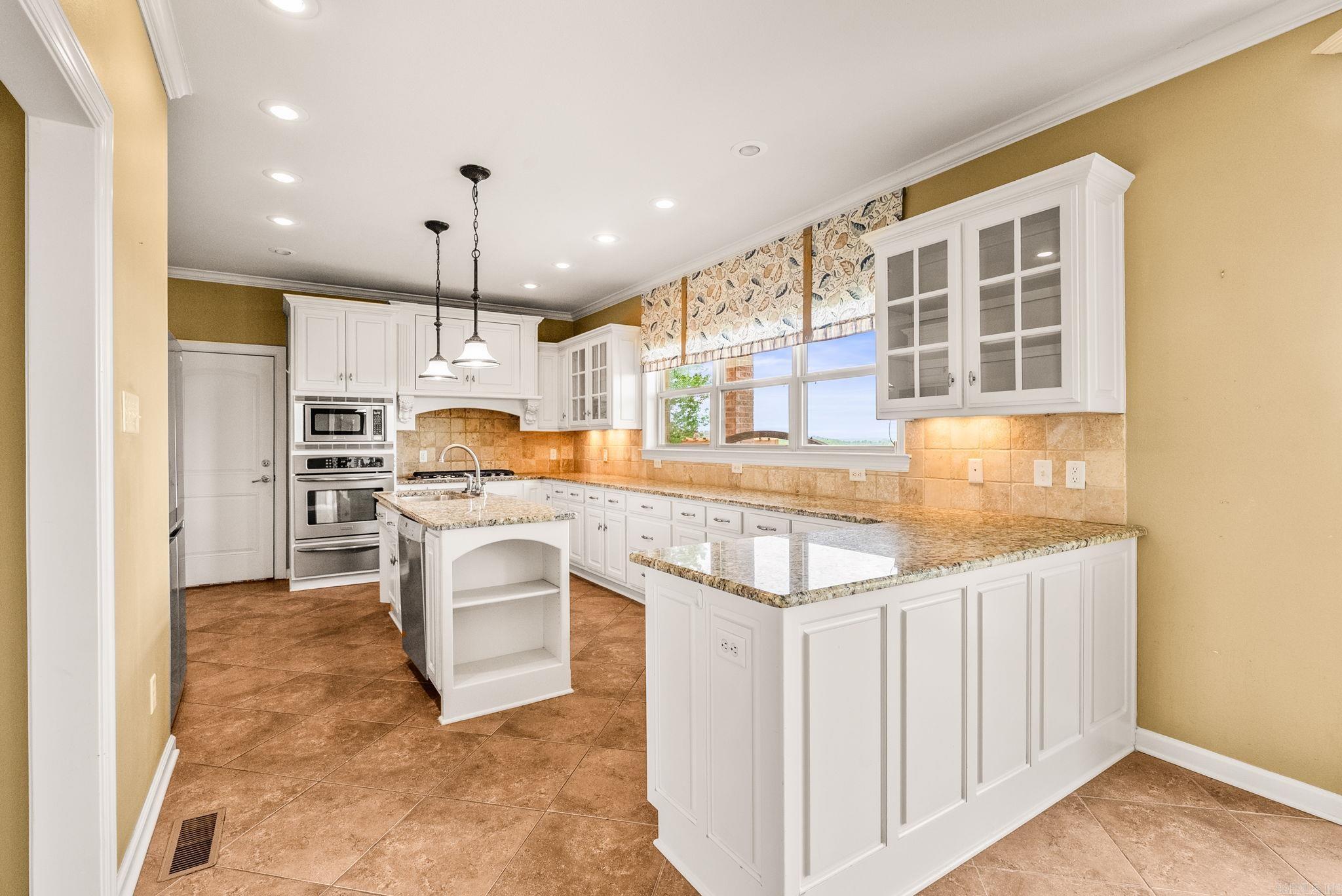 THE RIVER PLANTATION PH III - Residential