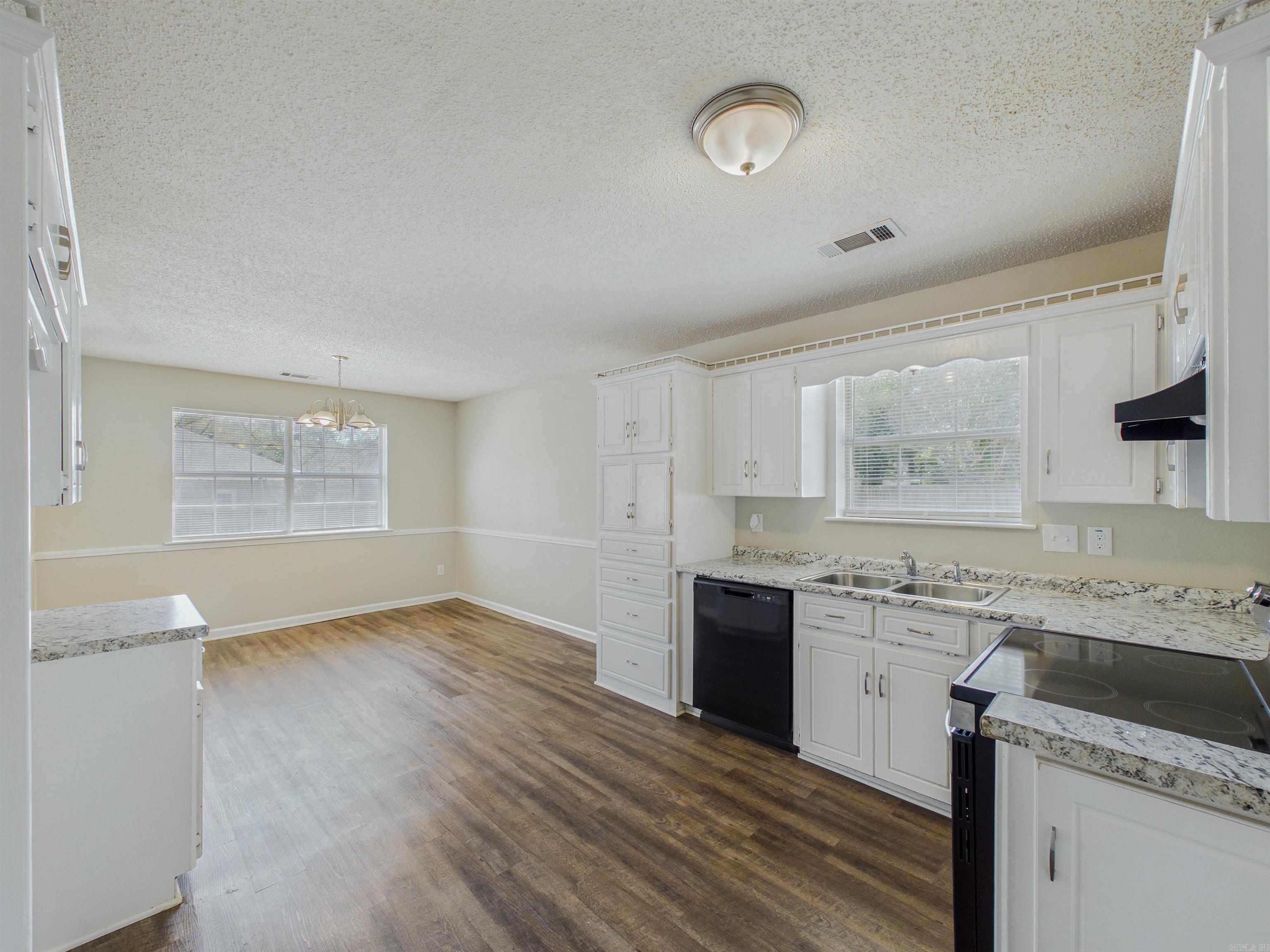 Fox Run II - Residential