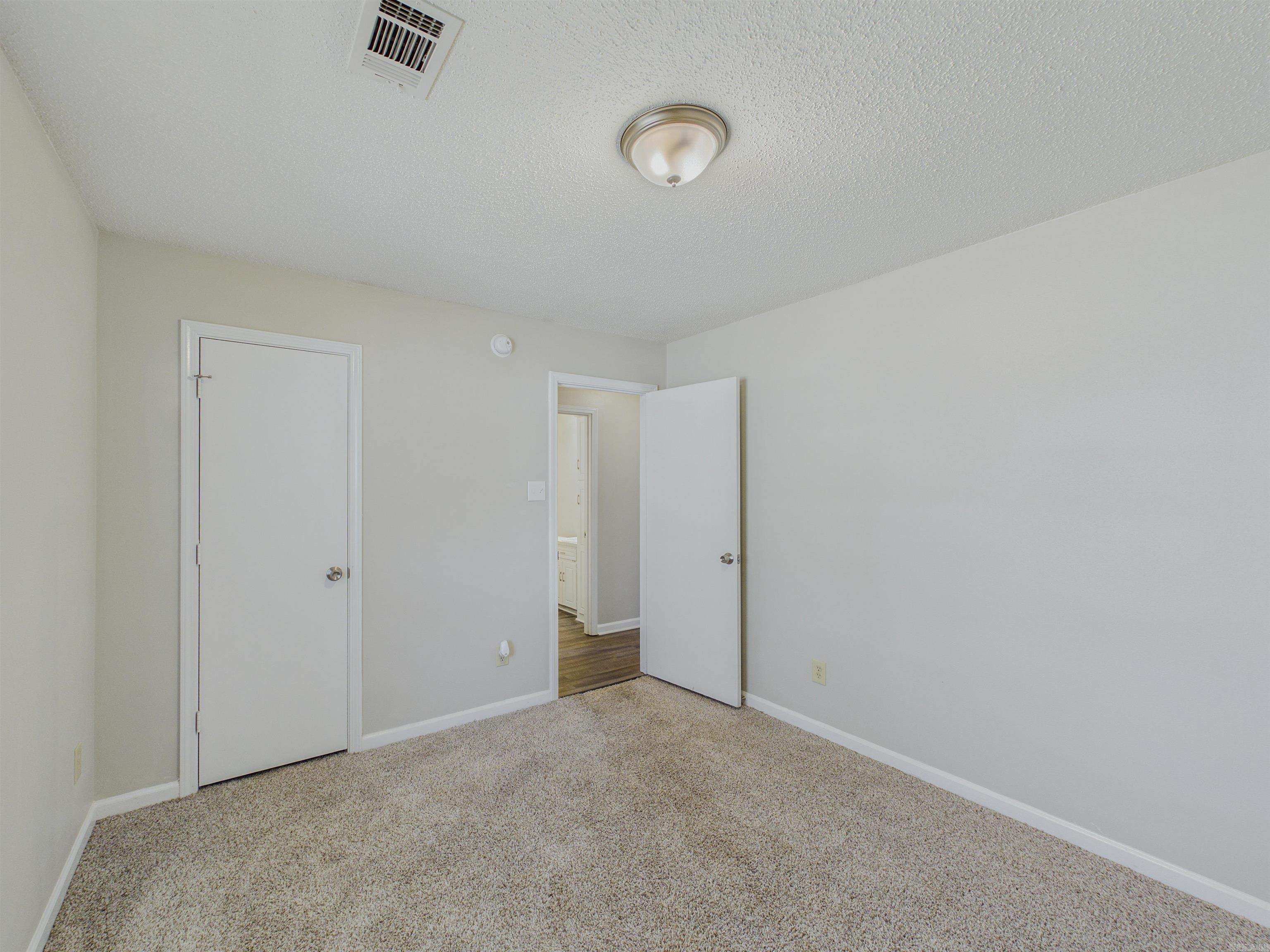 Fox Run II - Residential