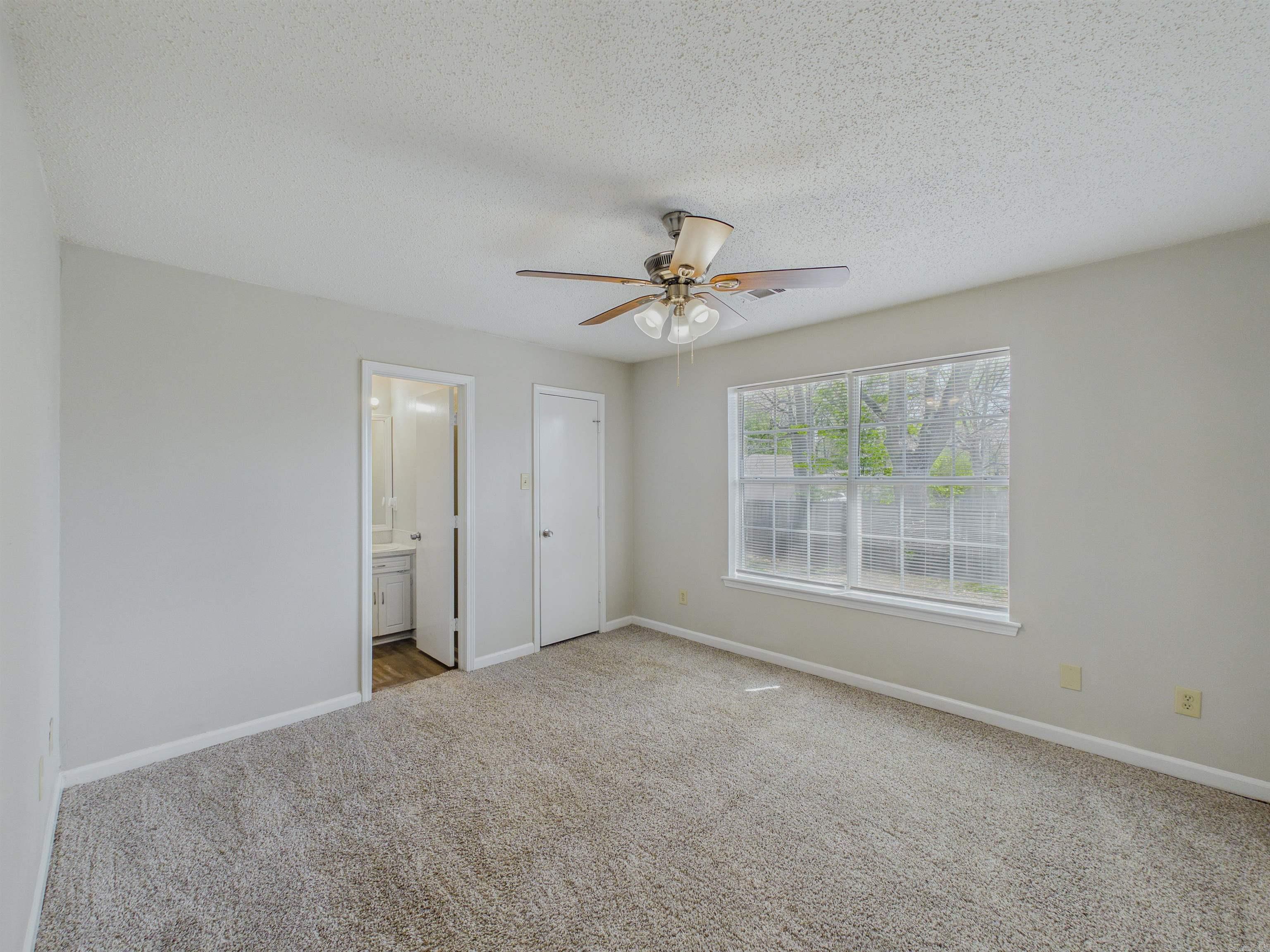 Fox Run II - Residential