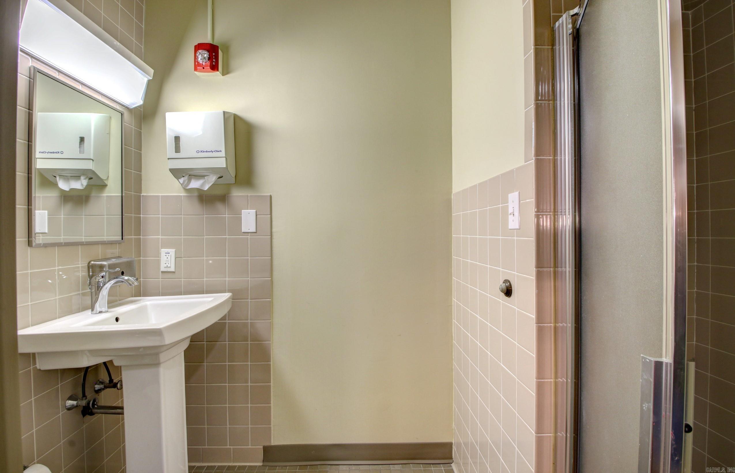 MEDICAL TOWERS HPR CONDOS - Commercial Sale