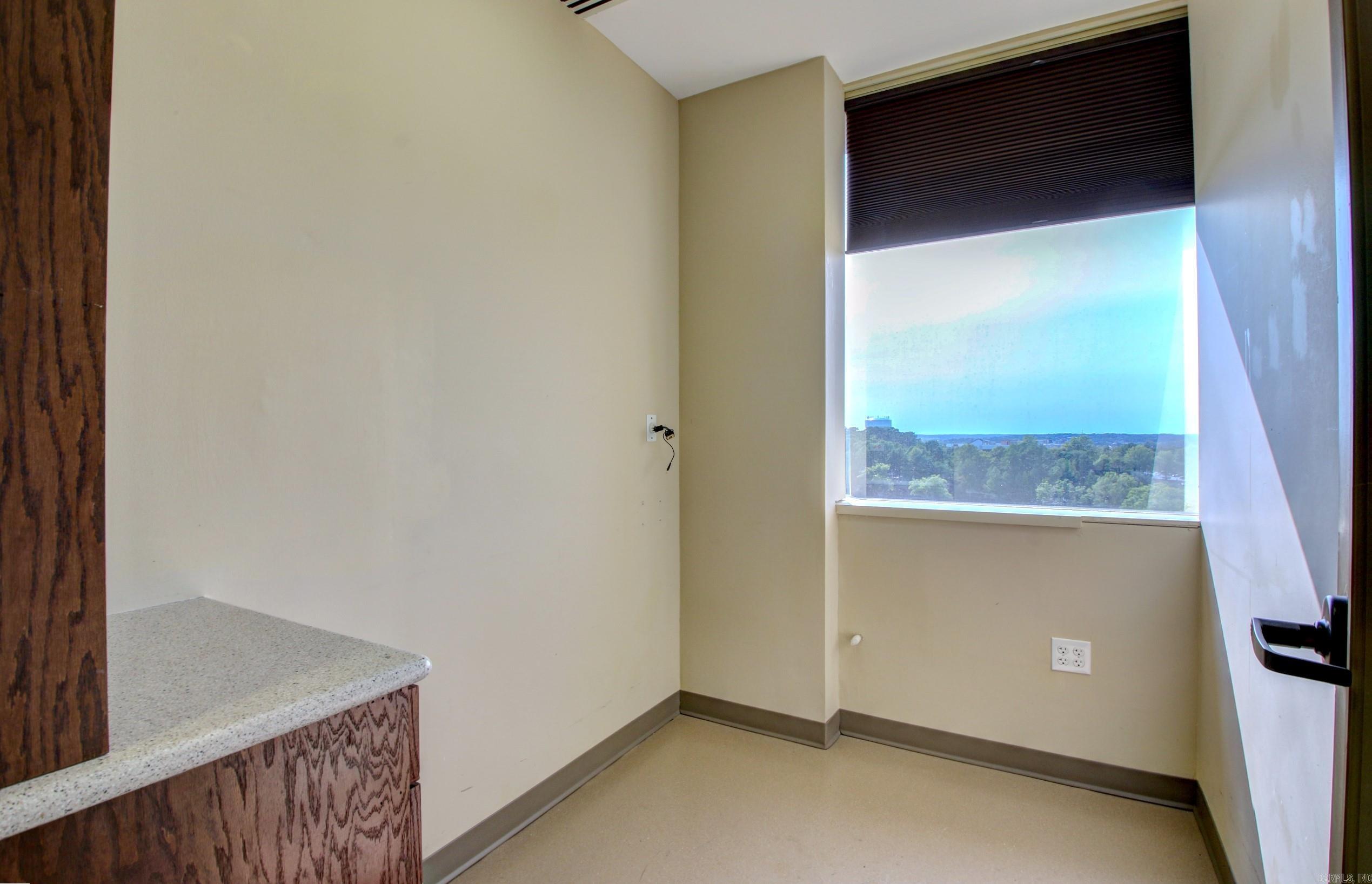 MEDICAL TOWERS HPR CONDOS - Commercial Sale