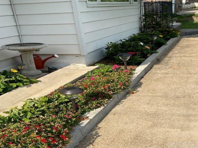 Oak Lawn - Residential