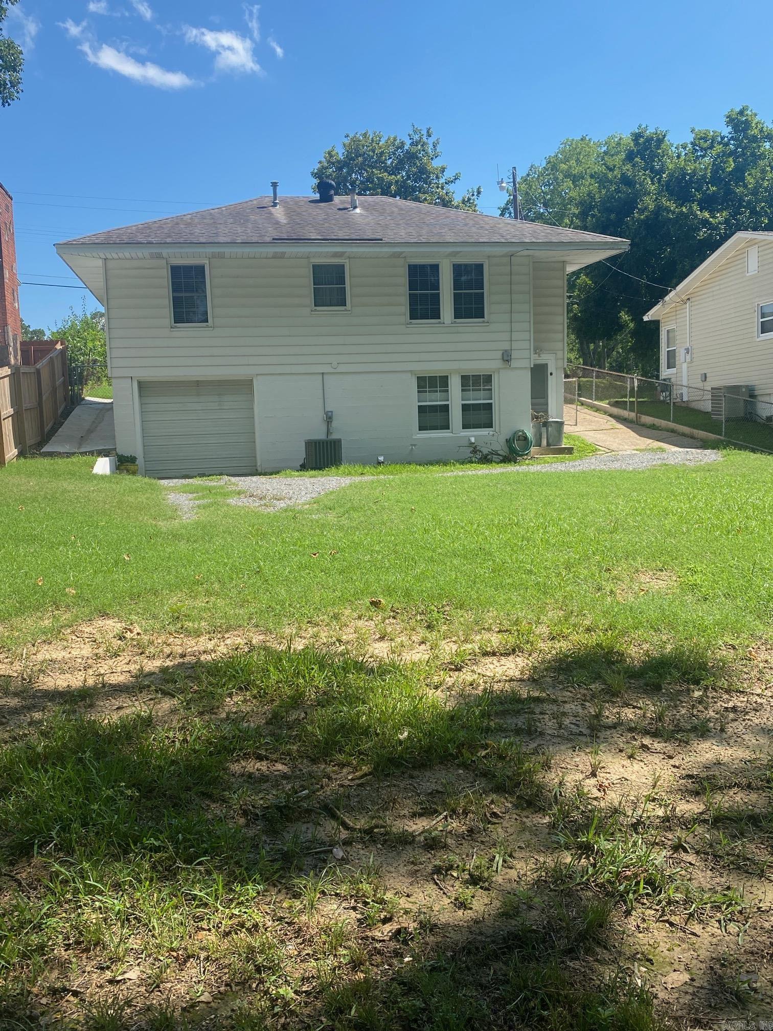 Oak Lawn - Residential