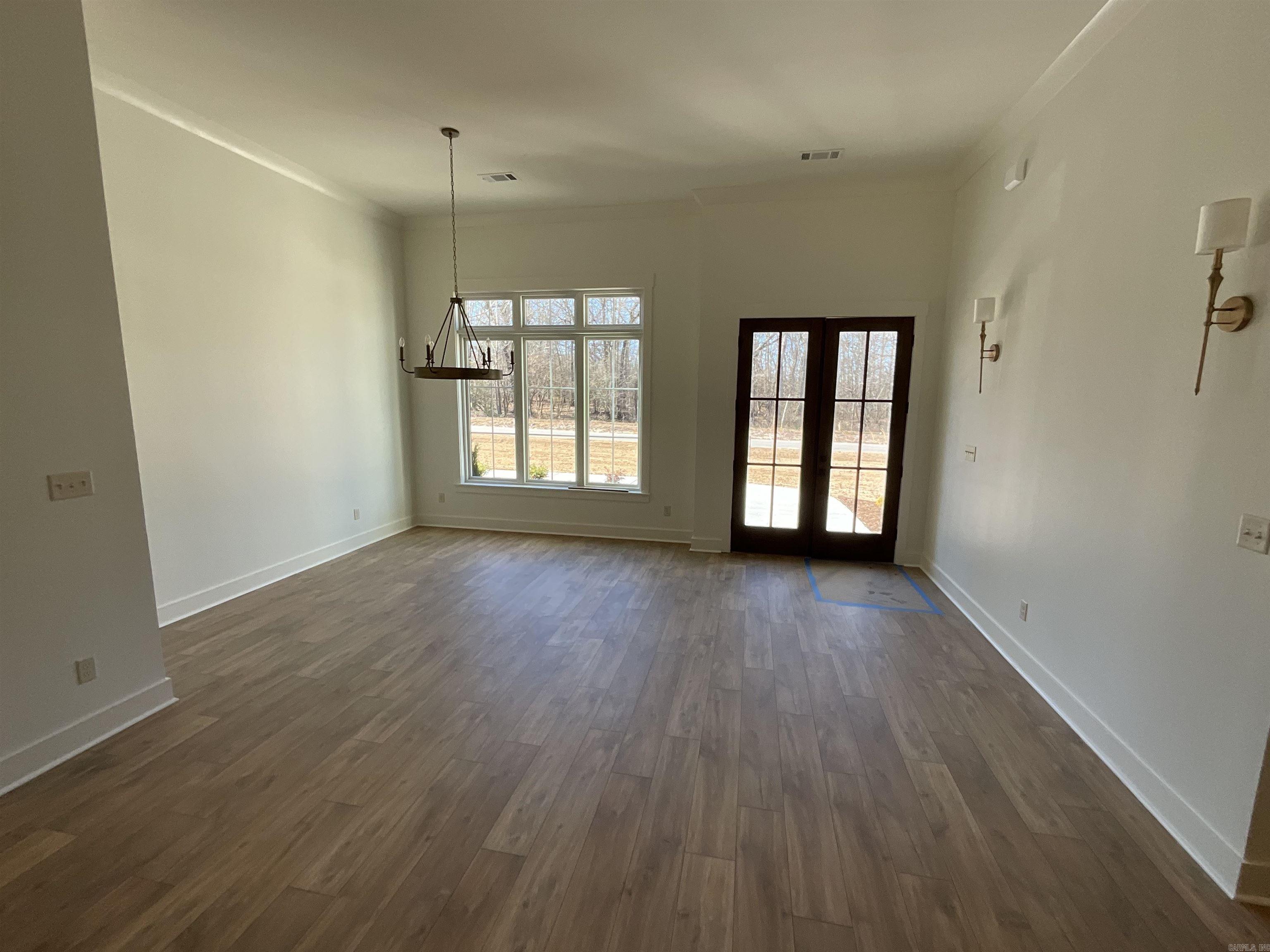 AVILLA MANOR - Residential