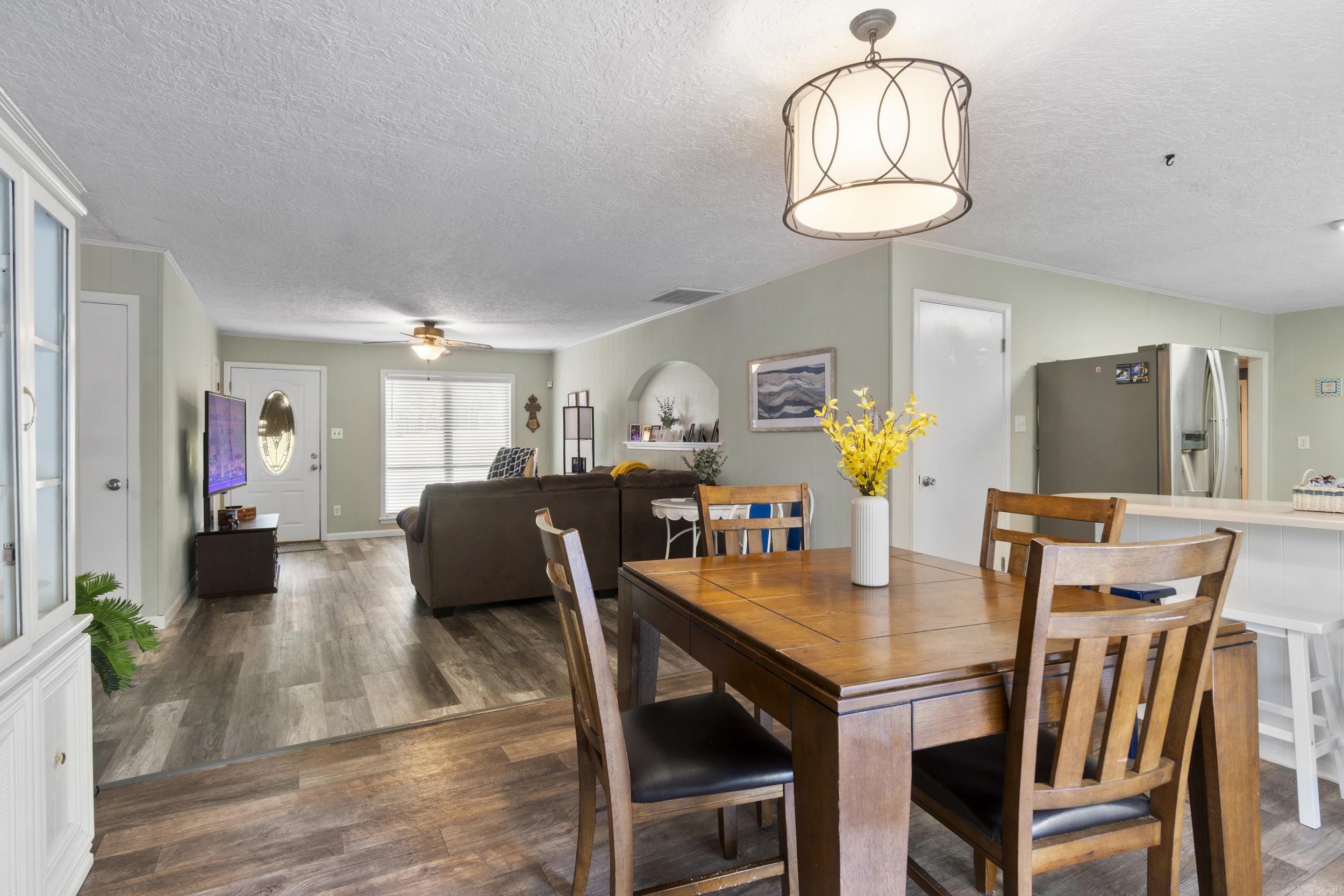 JIMMY RAY - Residential