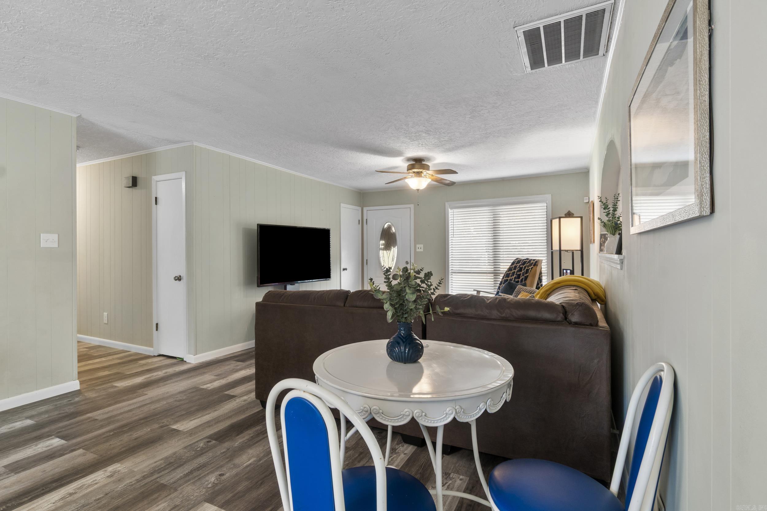 JIMMY RAY - Residential