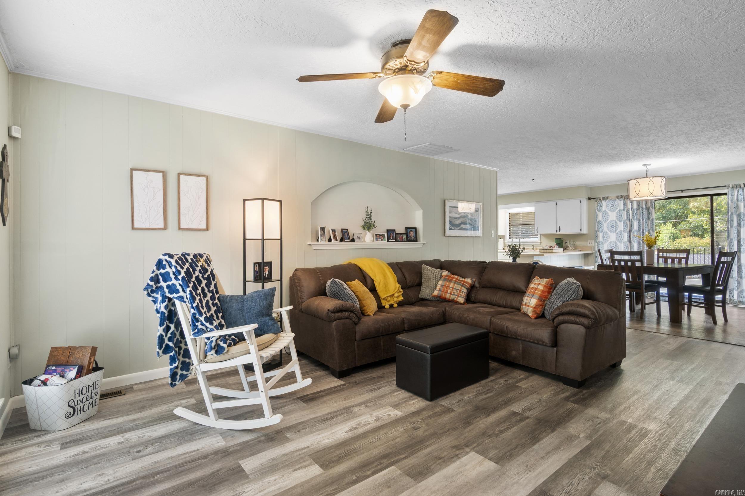 JIMMY RAY - Residential