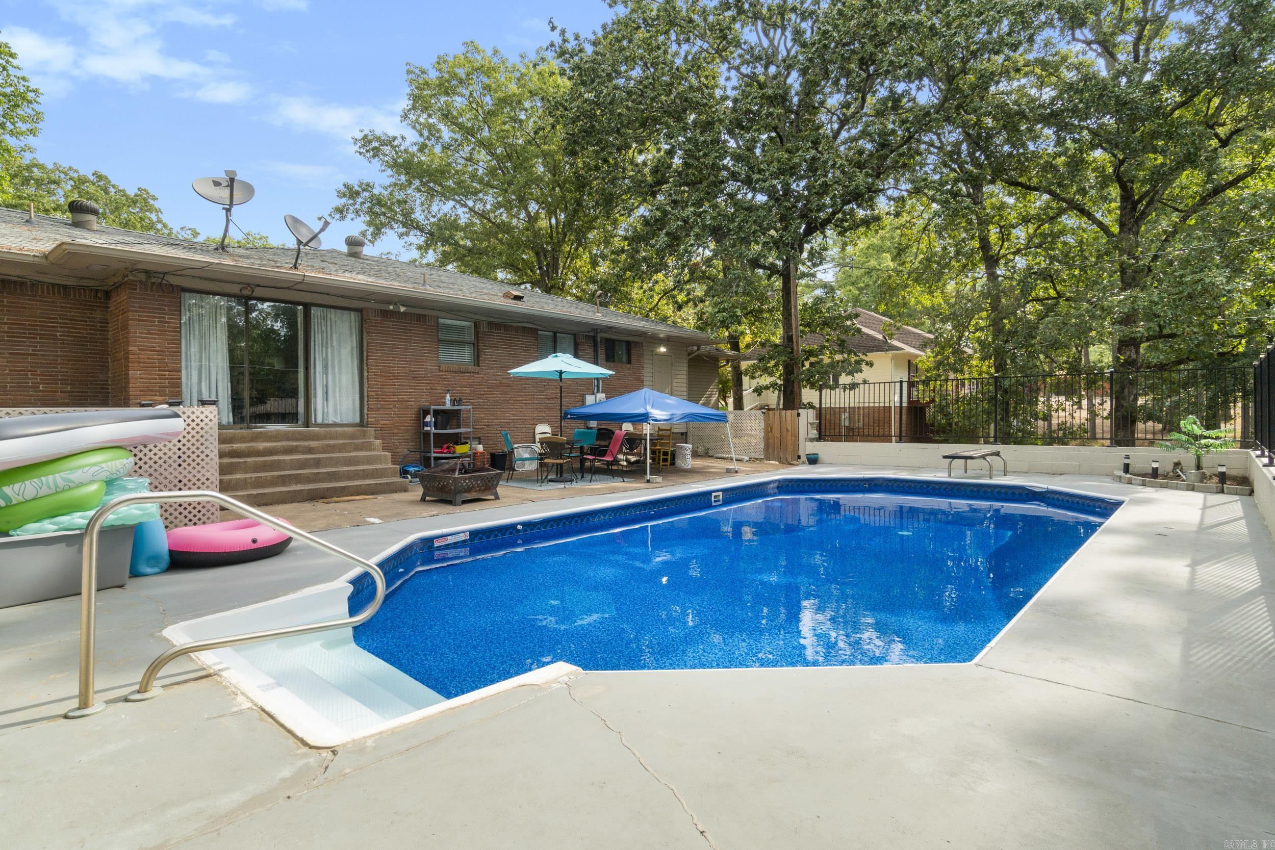 JIMMY RAY - Residential