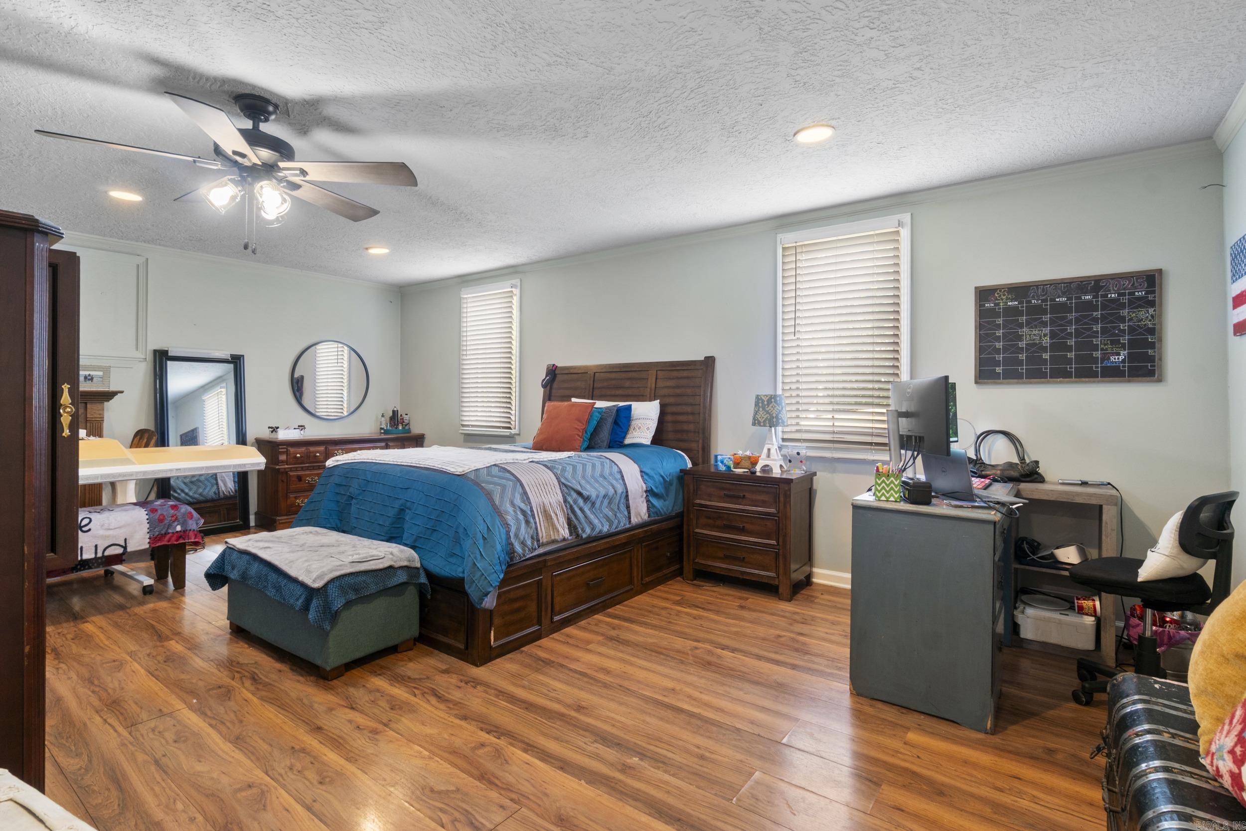 JIMMY RAY - Residential