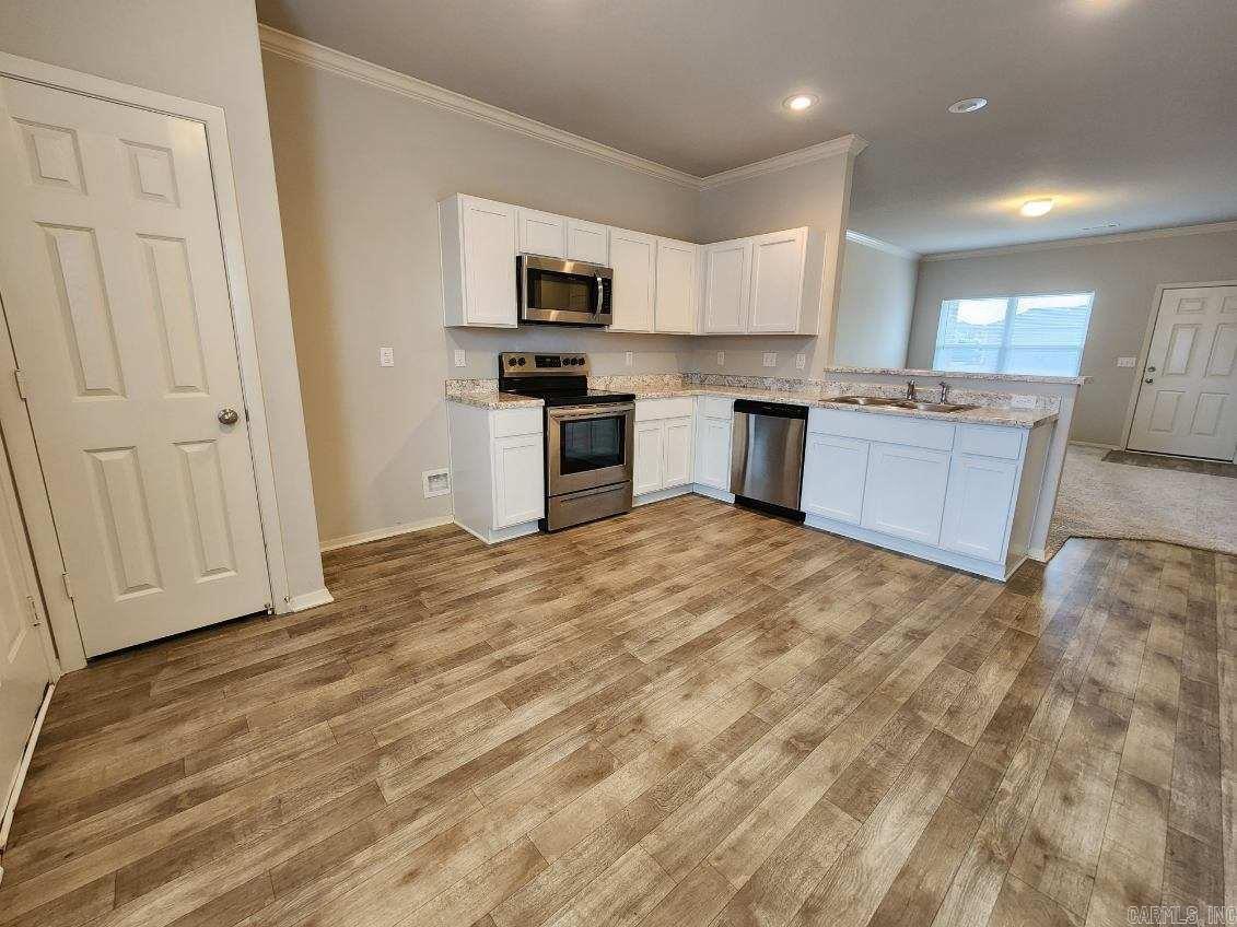 Parkway Meadows - Residential Lease