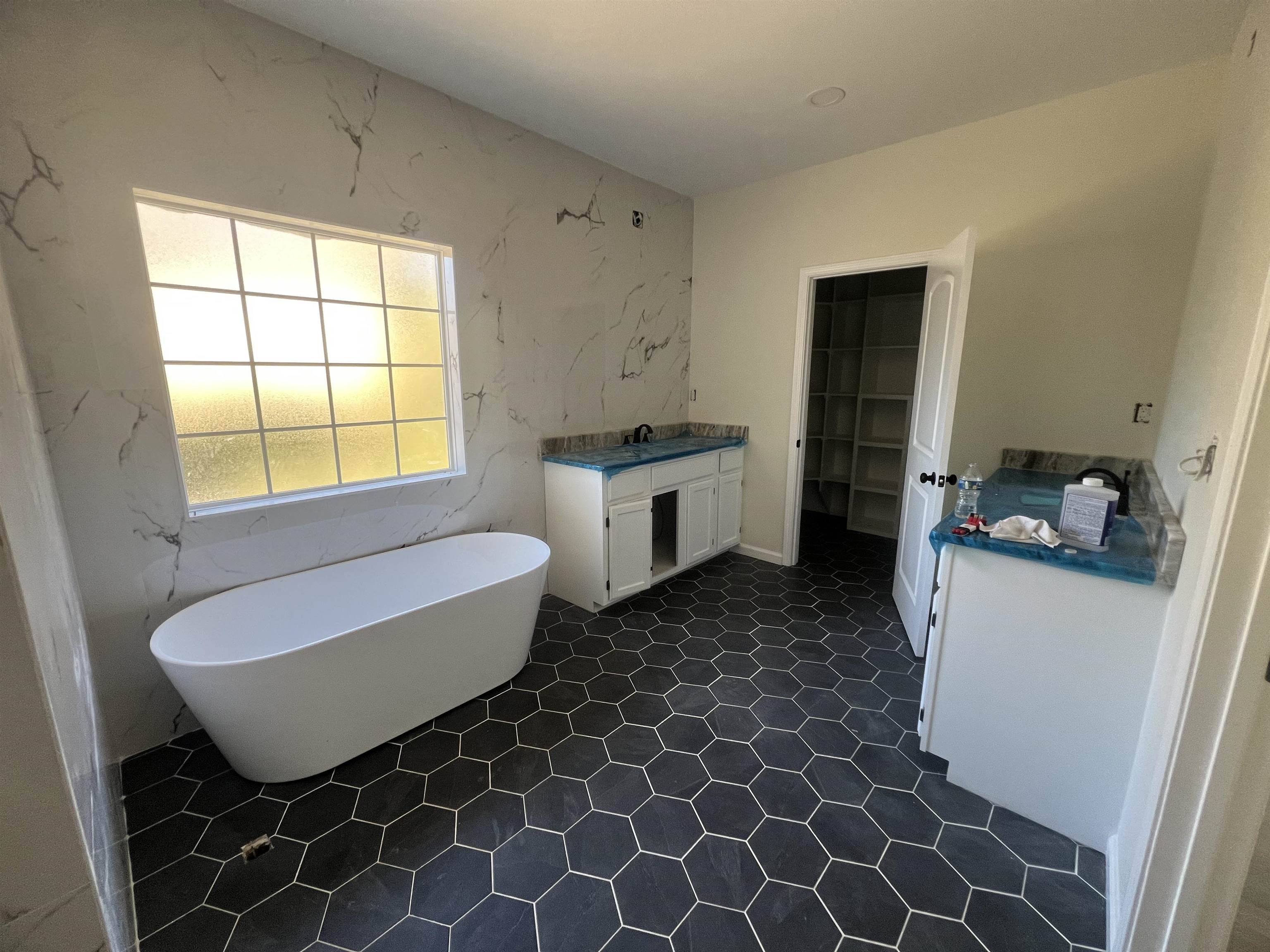 NORTHVIEW - Residential